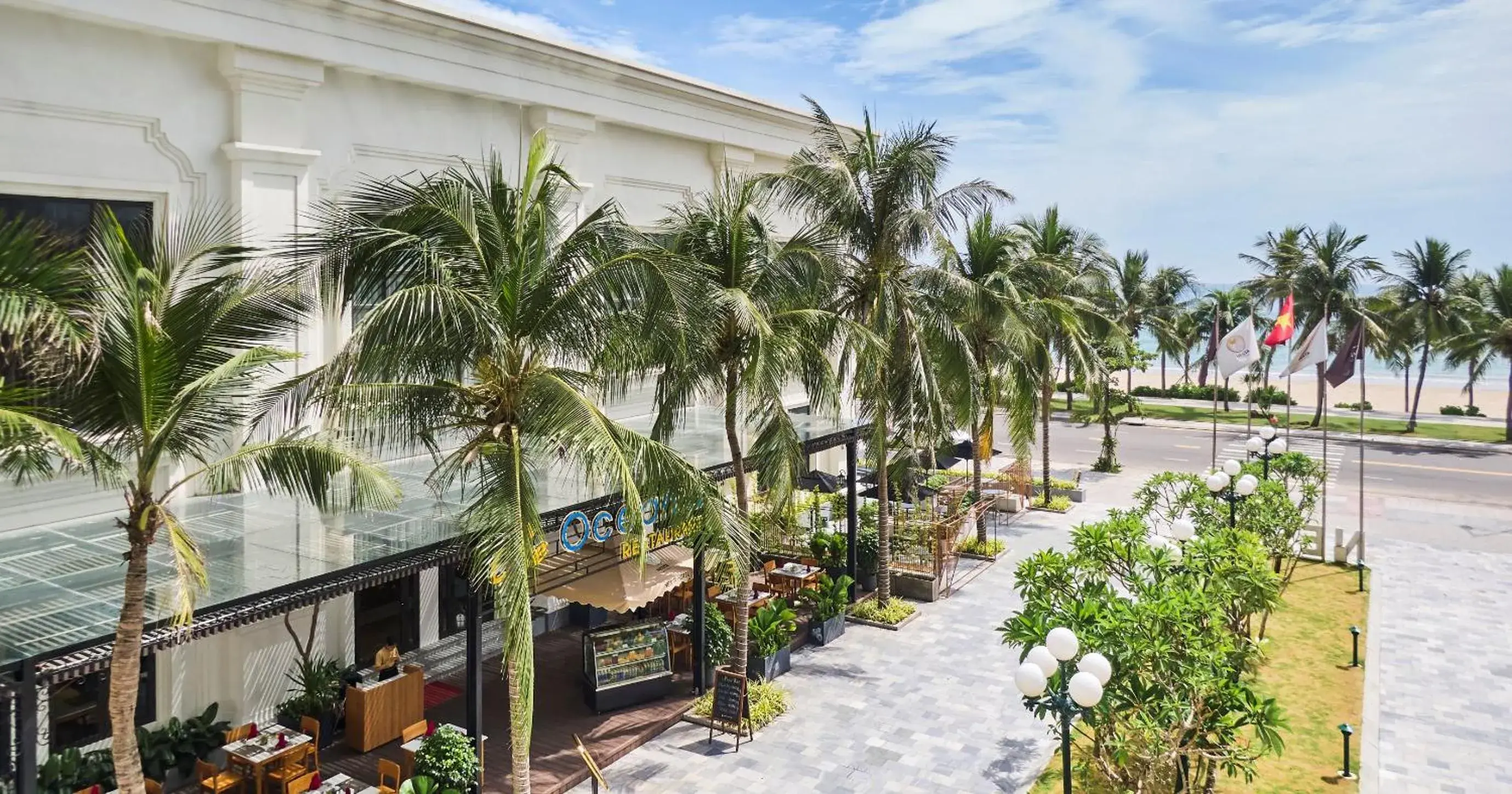 Restaurant/places to eat in Nesta Hotel Da Nang Restaurant/places to eat in Nesta Hotel Da Nang
