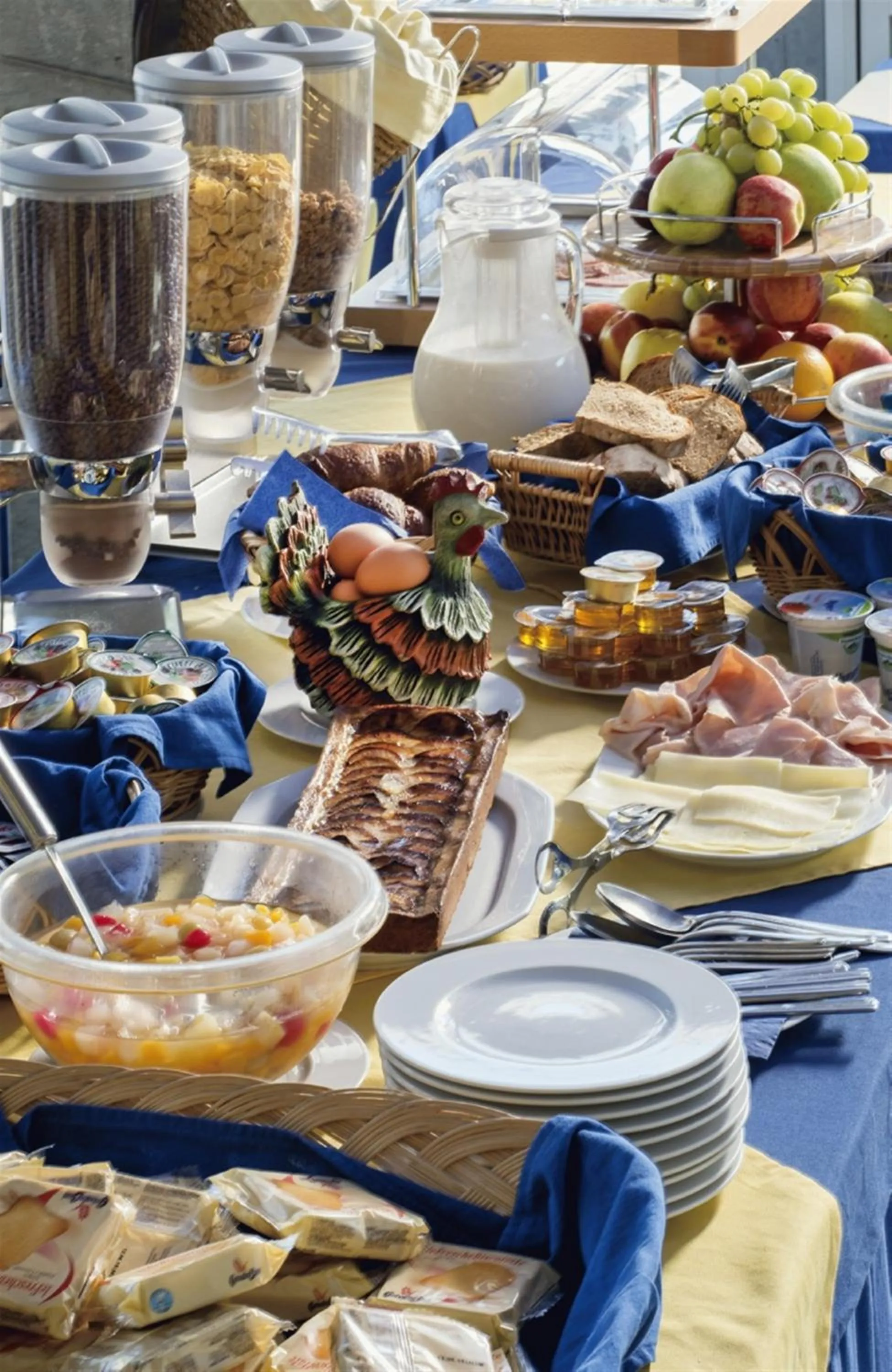 Food and drinks in Hotel Minerva