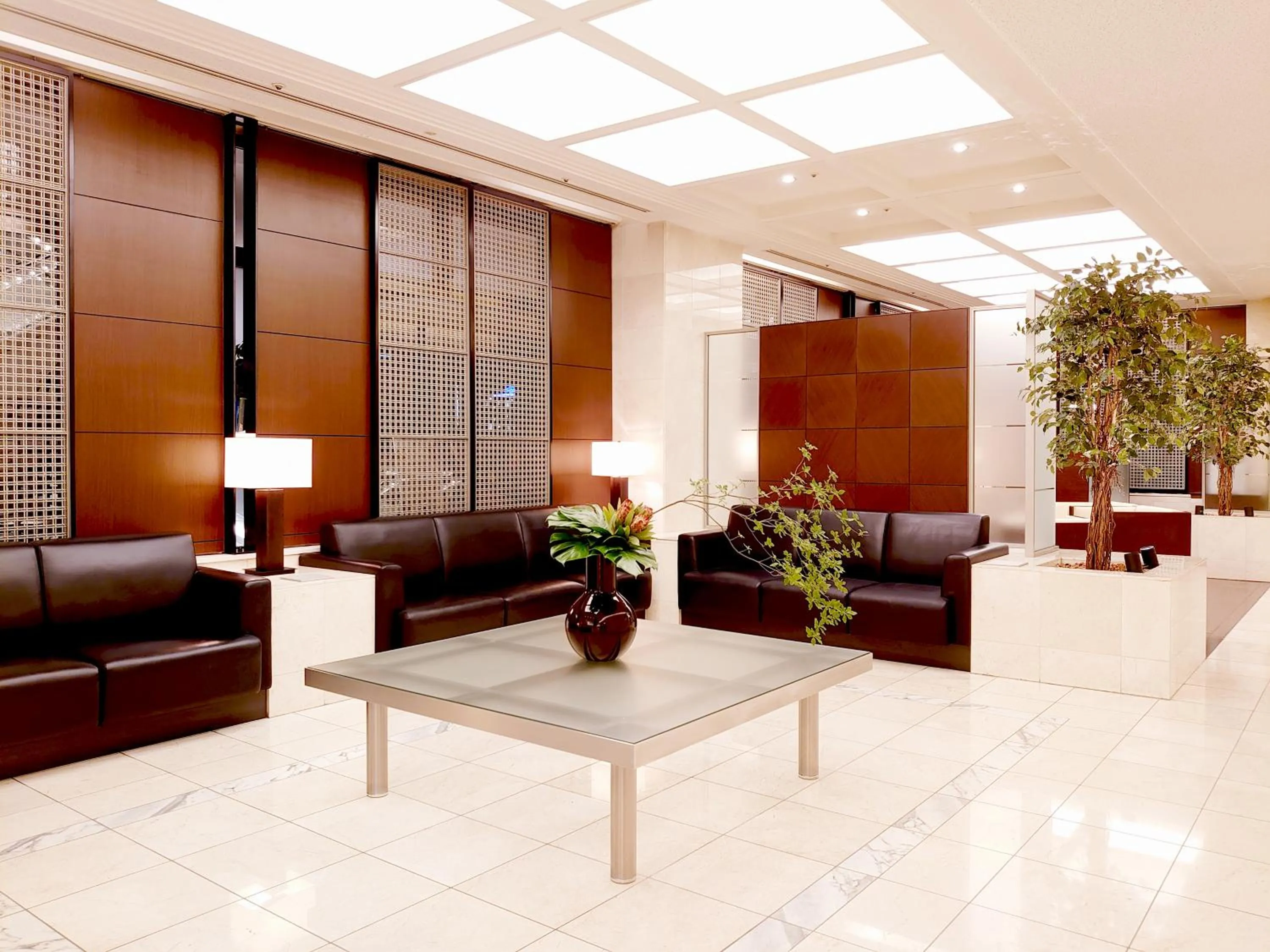 Lobby or reception in Takaoka Manten Hotel Ekimae