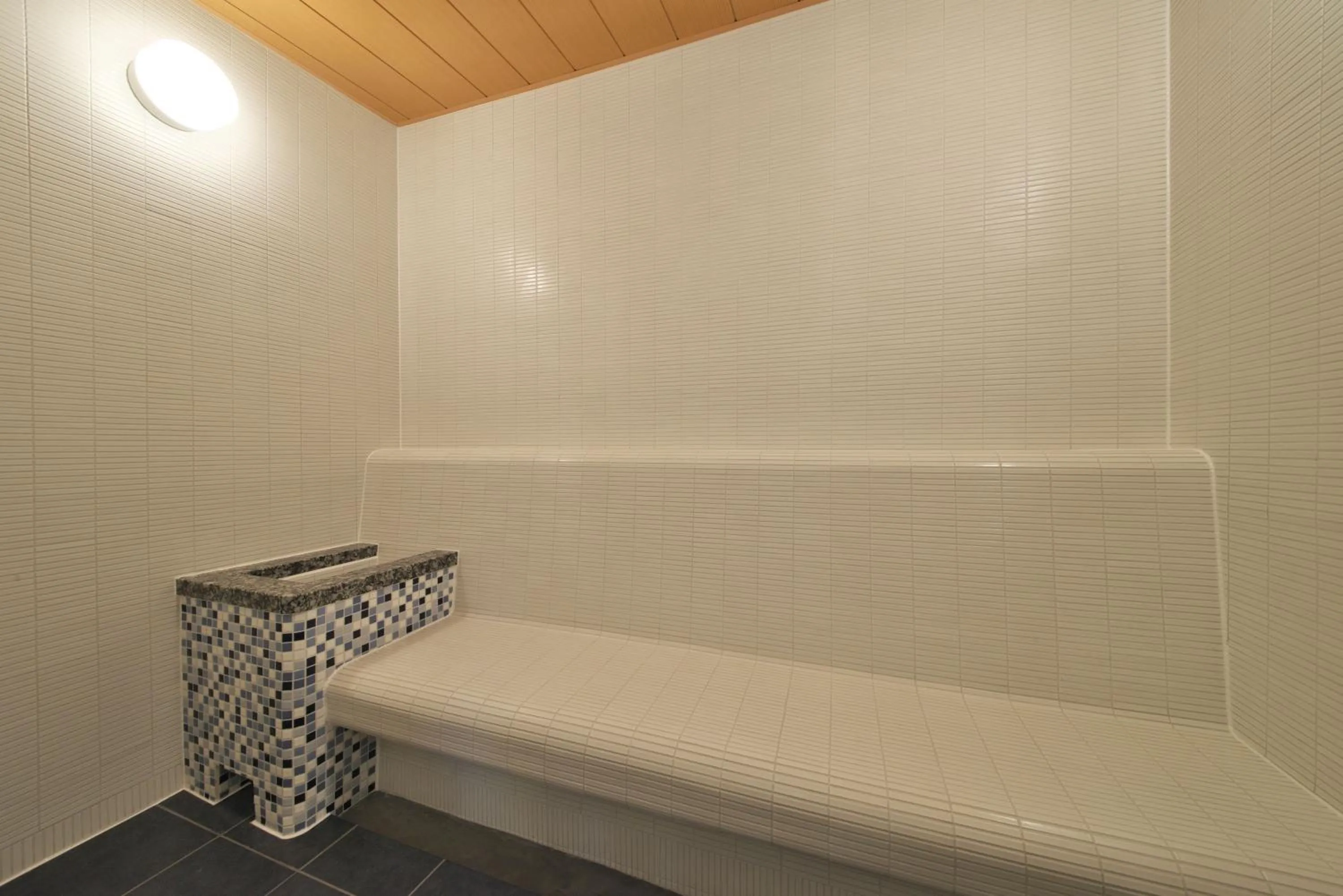 Steam room in Takaoka Manten Hotel Ekimae