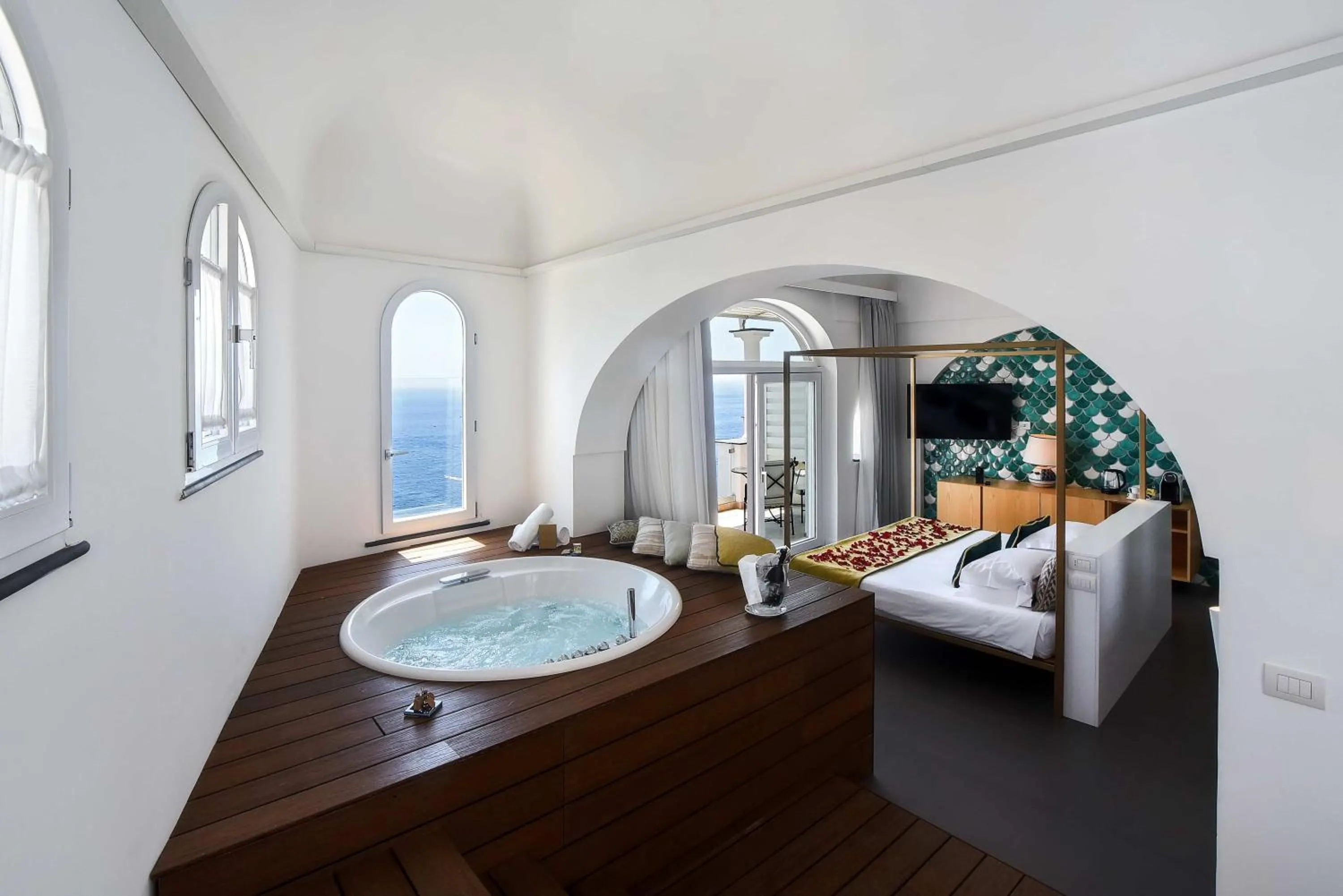 Photo of the whole room in Hotel Montemare