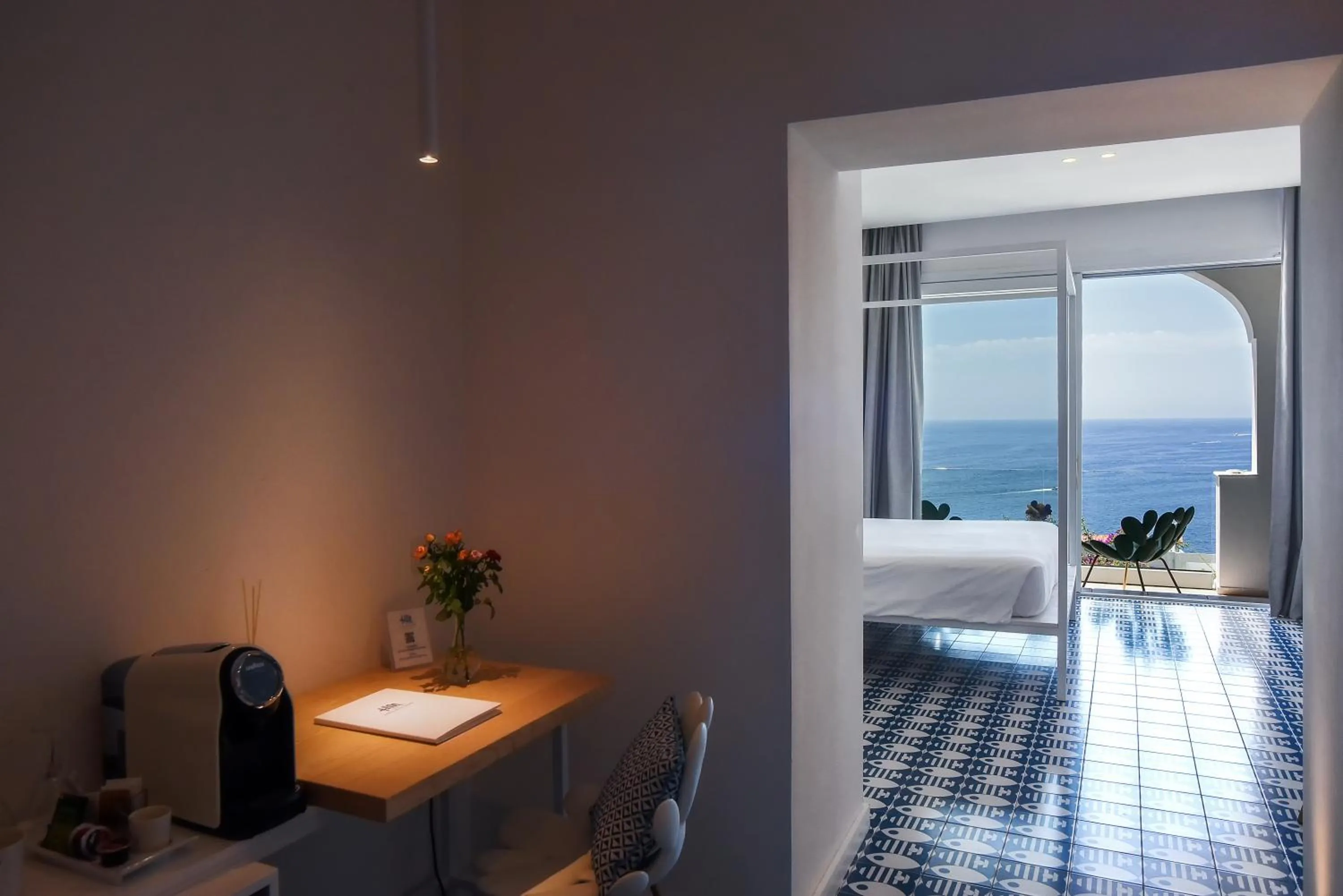 Photo of the whole room in Hotel Montemare