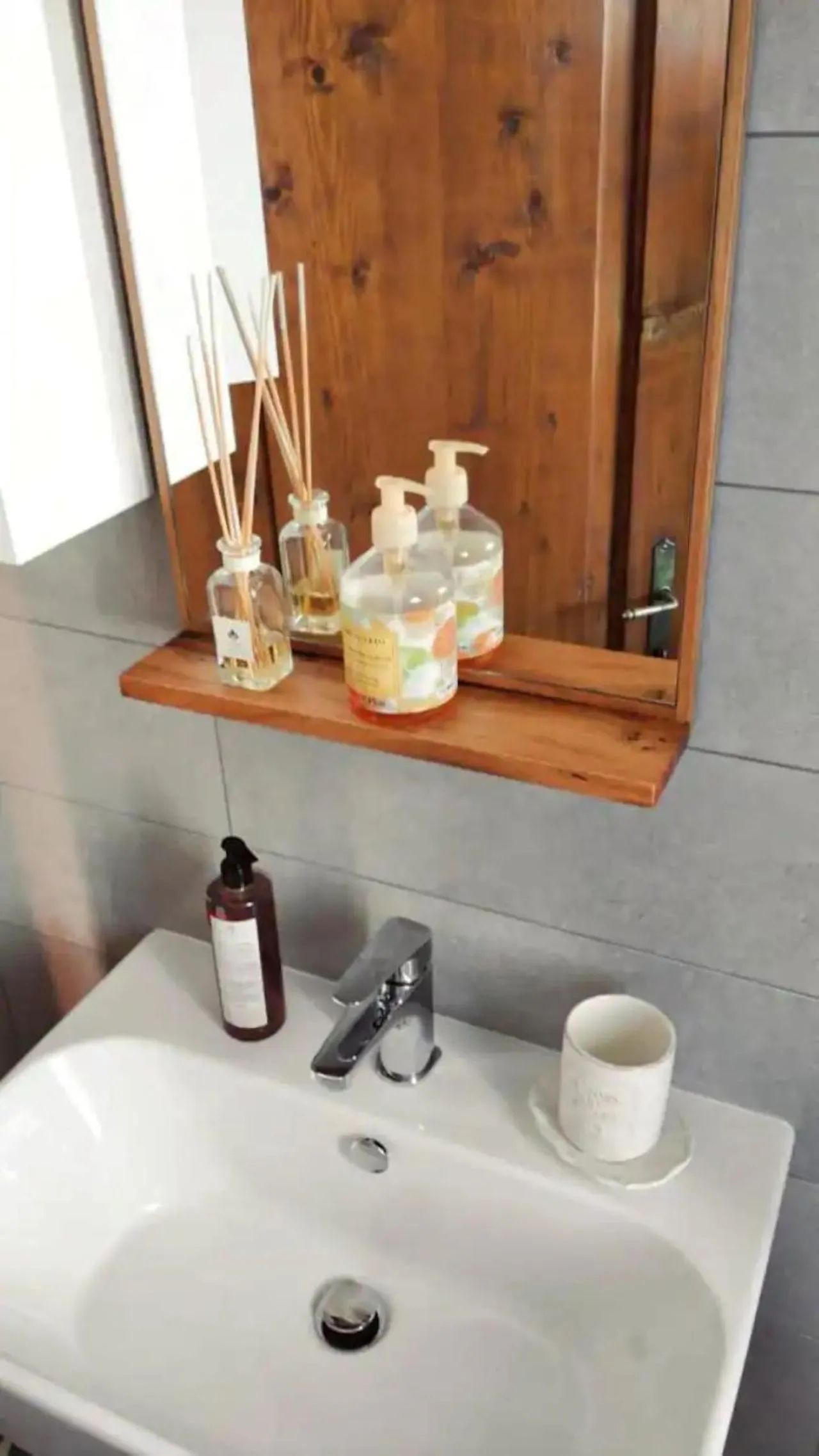 B&B Ernestine Family Home