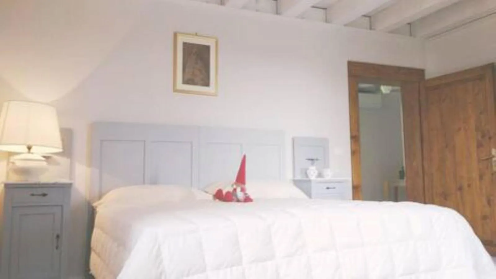 Bed in B&B Ernestine Family Home