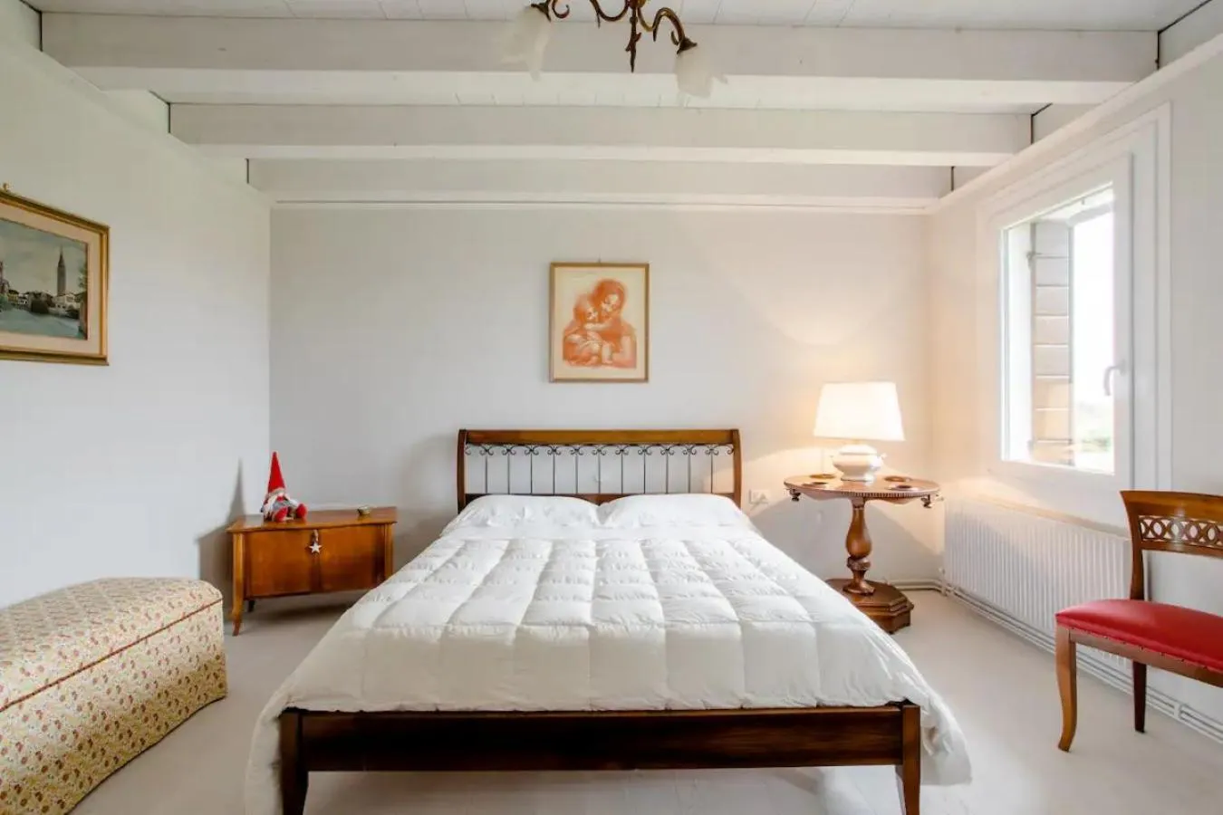 Bed in B&B Ernestine Family Home