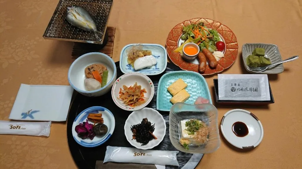 Breakfast in Chikurinin Gunpoen