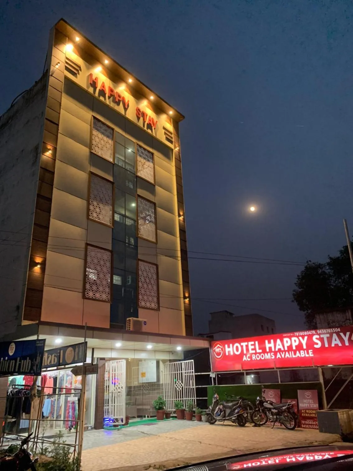 Hotel Happy Stay