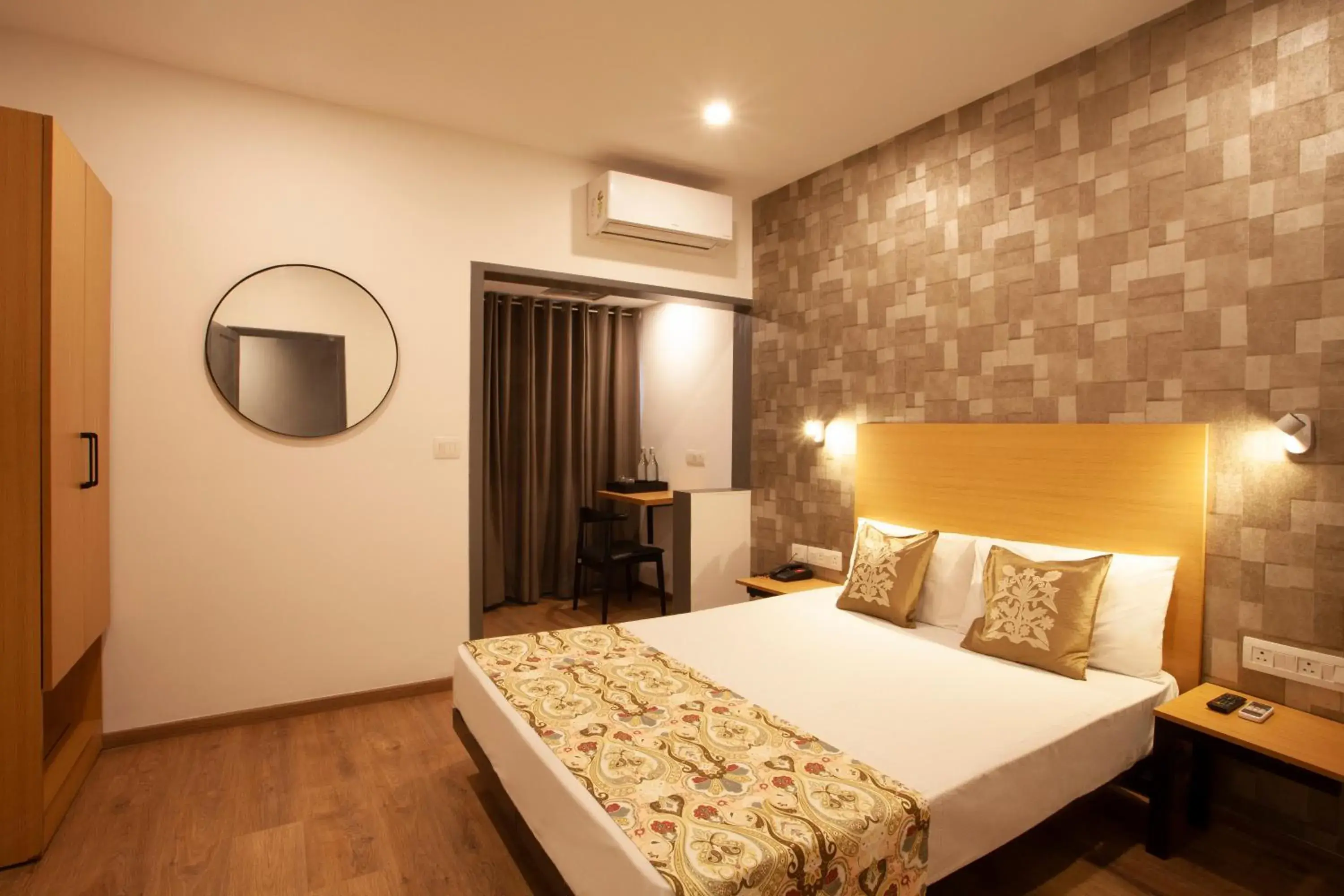 Gold Room - single occupancy in Hotel Panchvati Comforts Gold Room - single occupancy in Hotel Panchvati Comforts