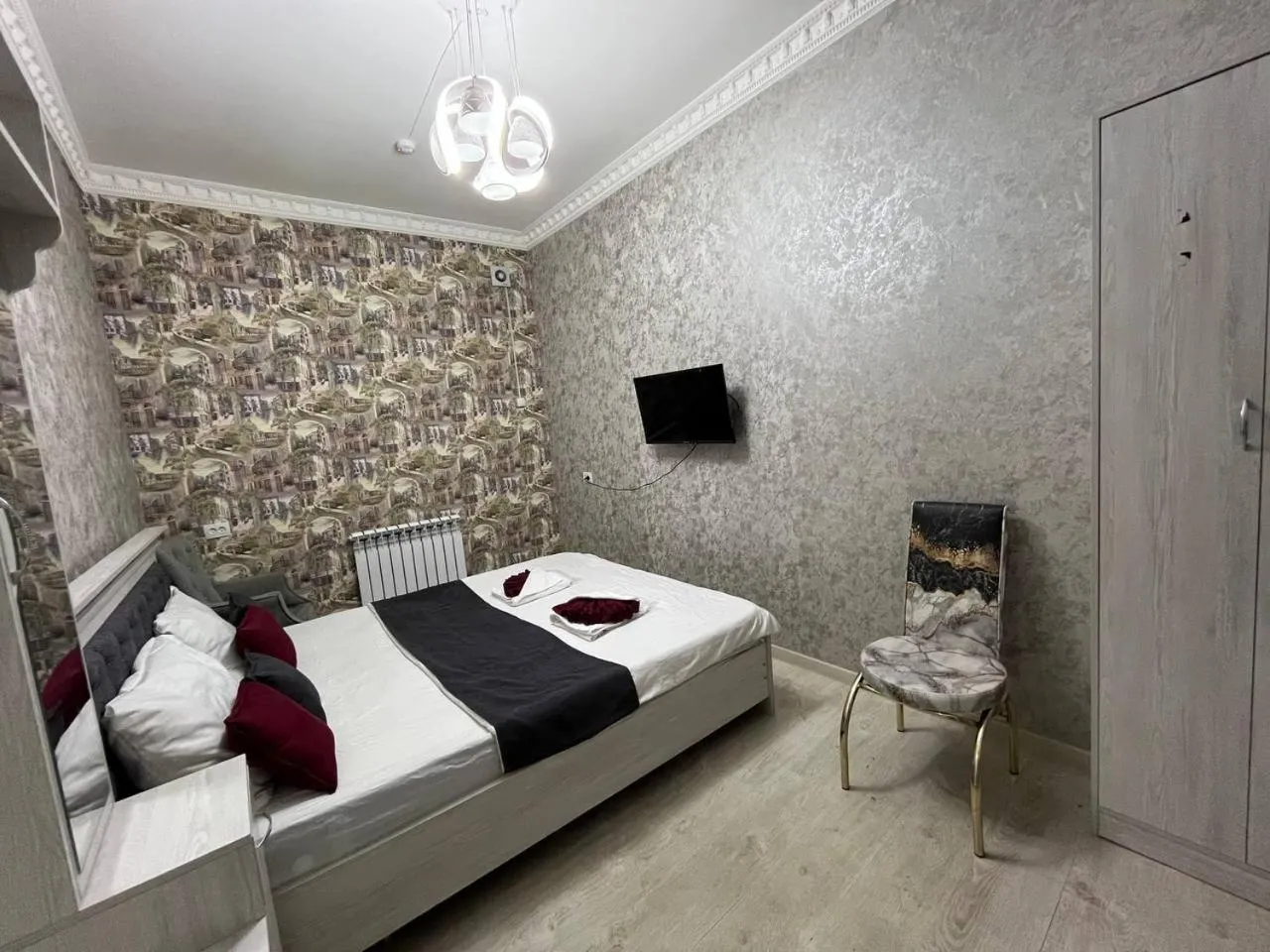 Photo of the whole room in FENIX HOTEL