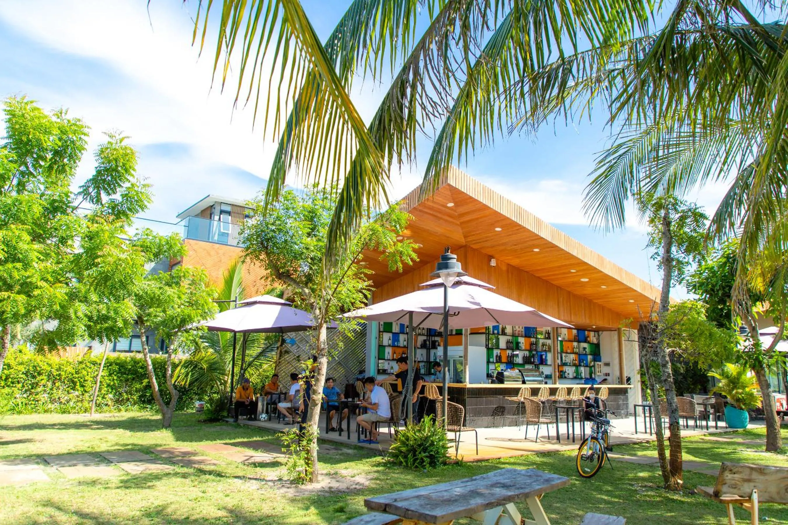 Restaurant/places to eat in Perolas Villas Resort - Ke Ga Bay