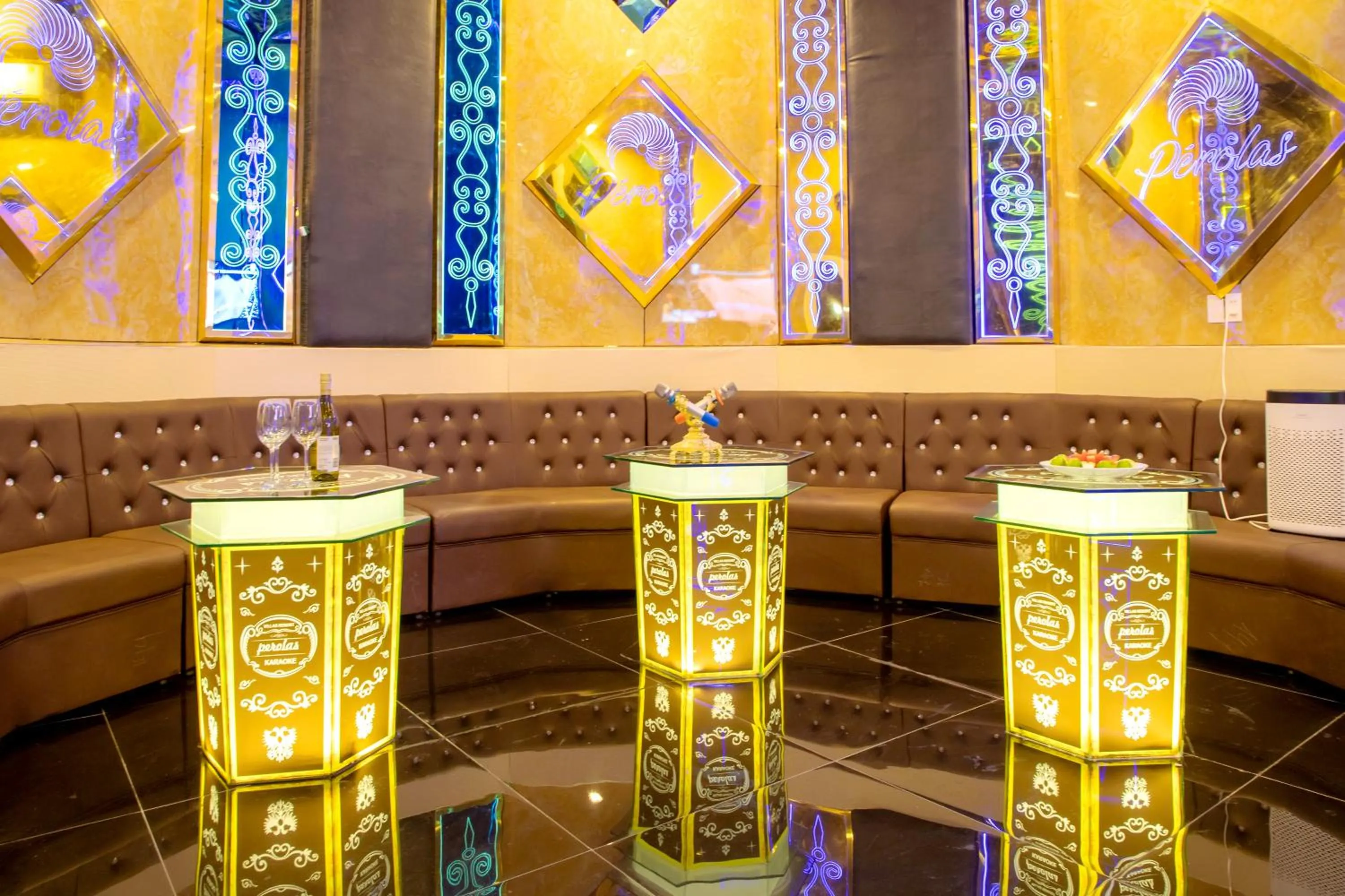 Karaoke in Perolas Villas Resort - Ke Ga Bay