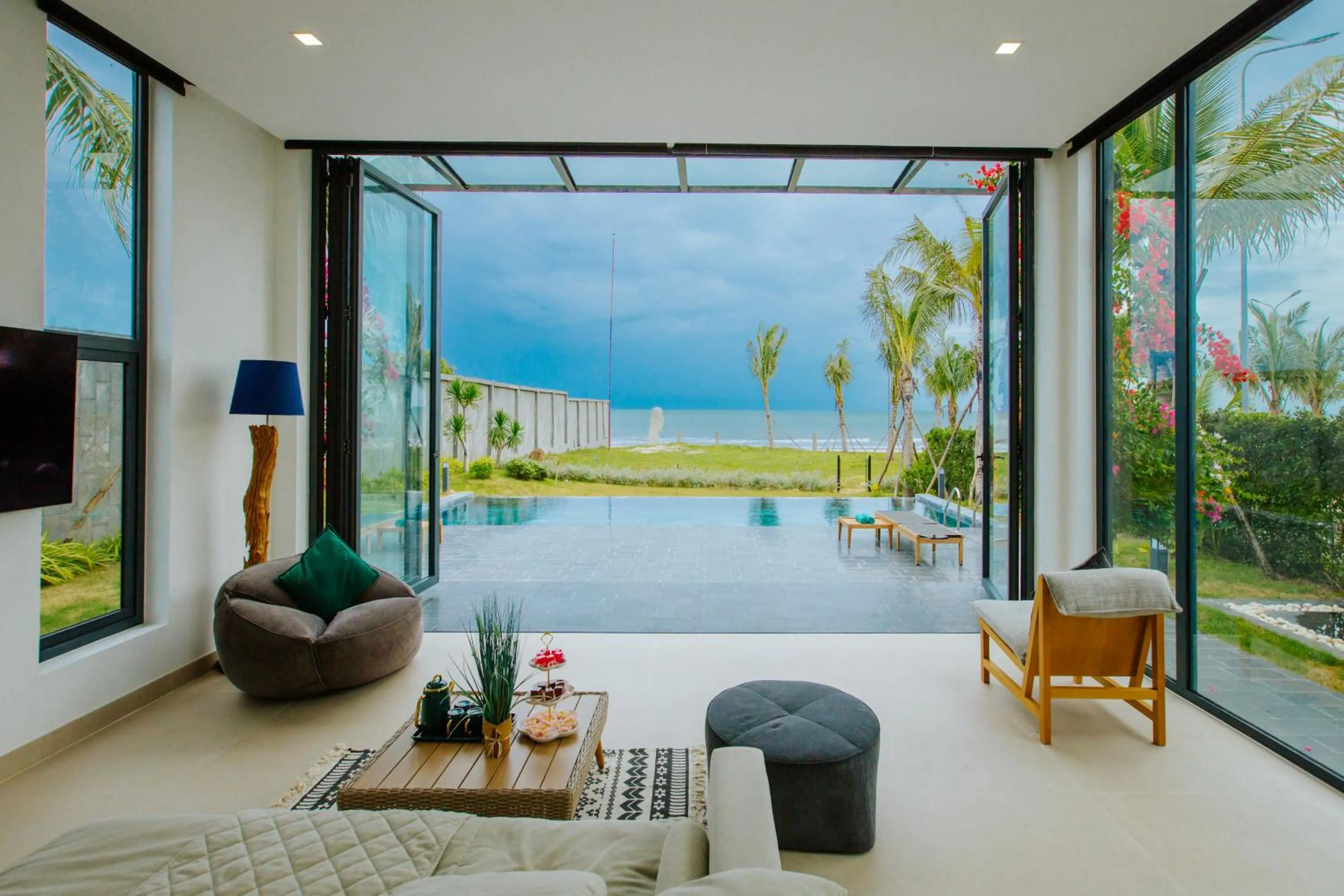 Swimming pool in Perolas Villas Resort - Ke Ga Bay