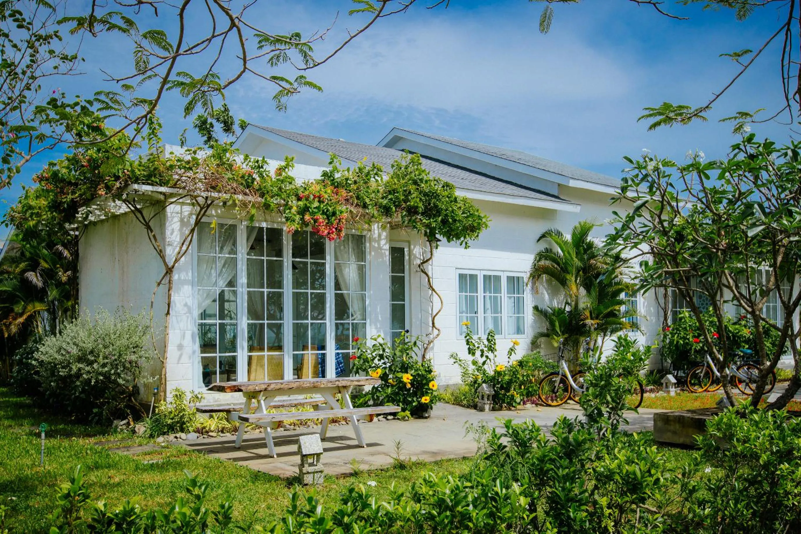 Garden in Perolas Villas Resort - Ke Ga Bay