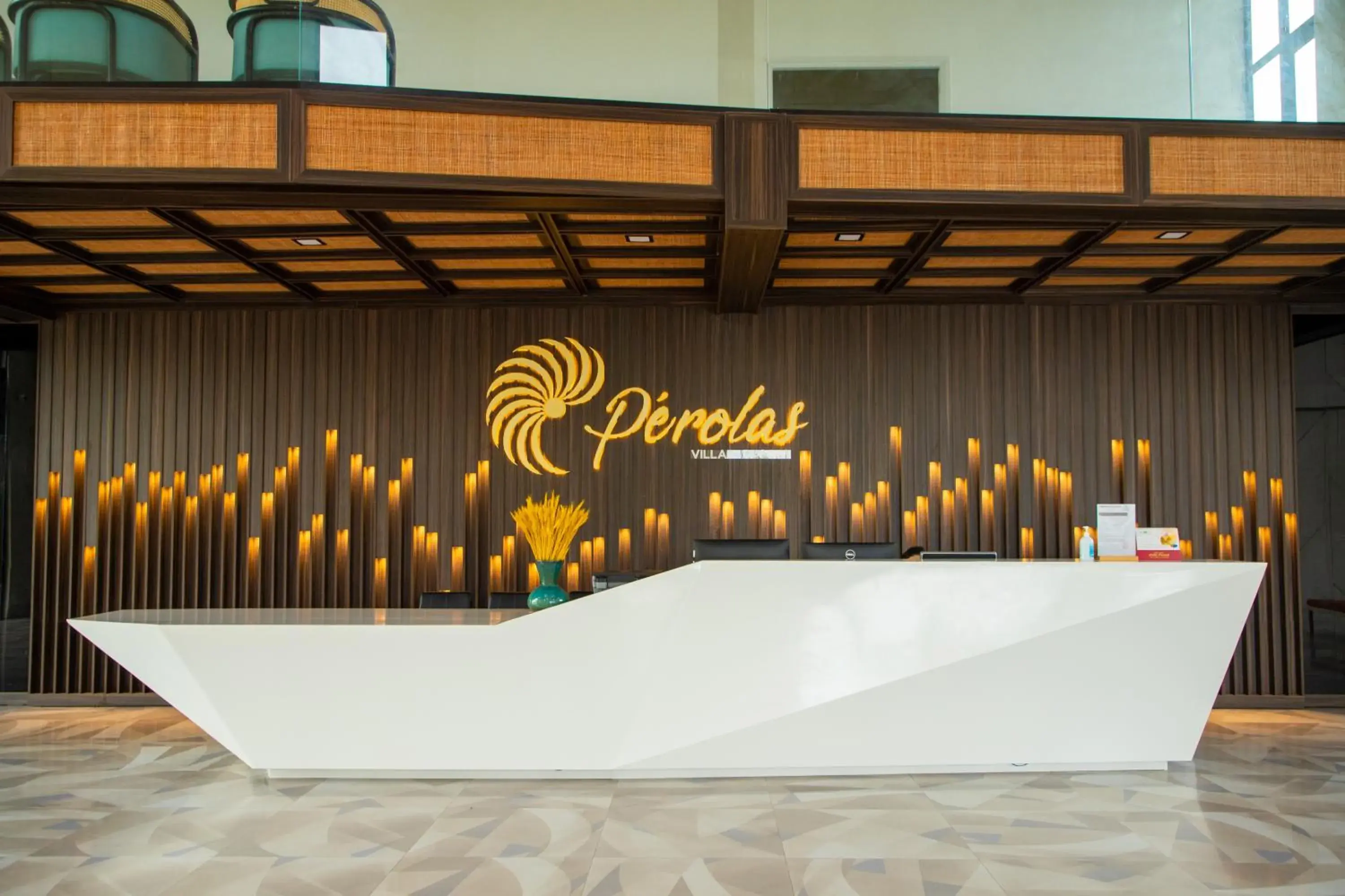 Lobby or reception in Perolas Villas Resort - Ke Ga Bay Lobby or reception in Perolas Villas Resort - Ke Ga Bay