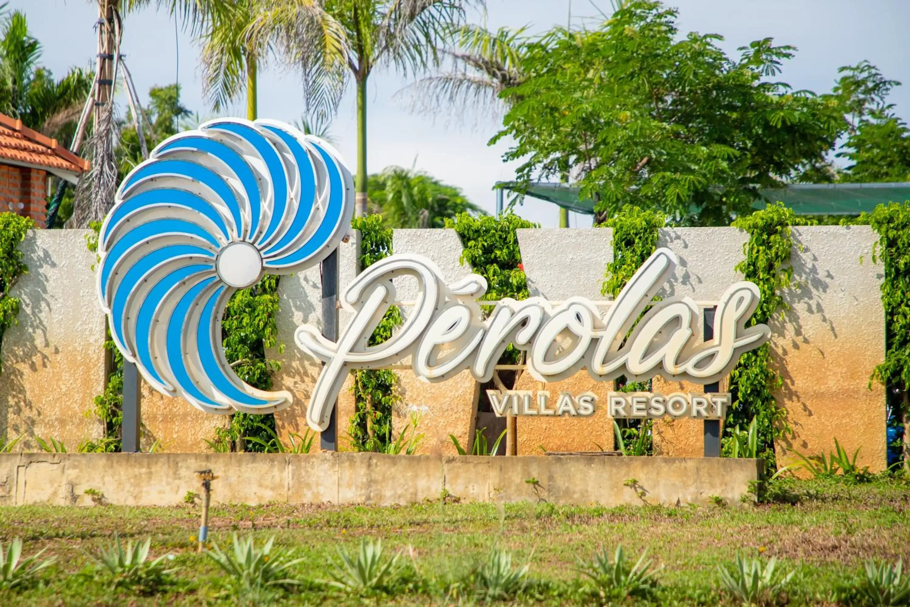 Lobby or reception in Perolas Villas Resort - Ke Ga Bay Lobby or reception in Perolas Villas Resort - Ke Ga Bay