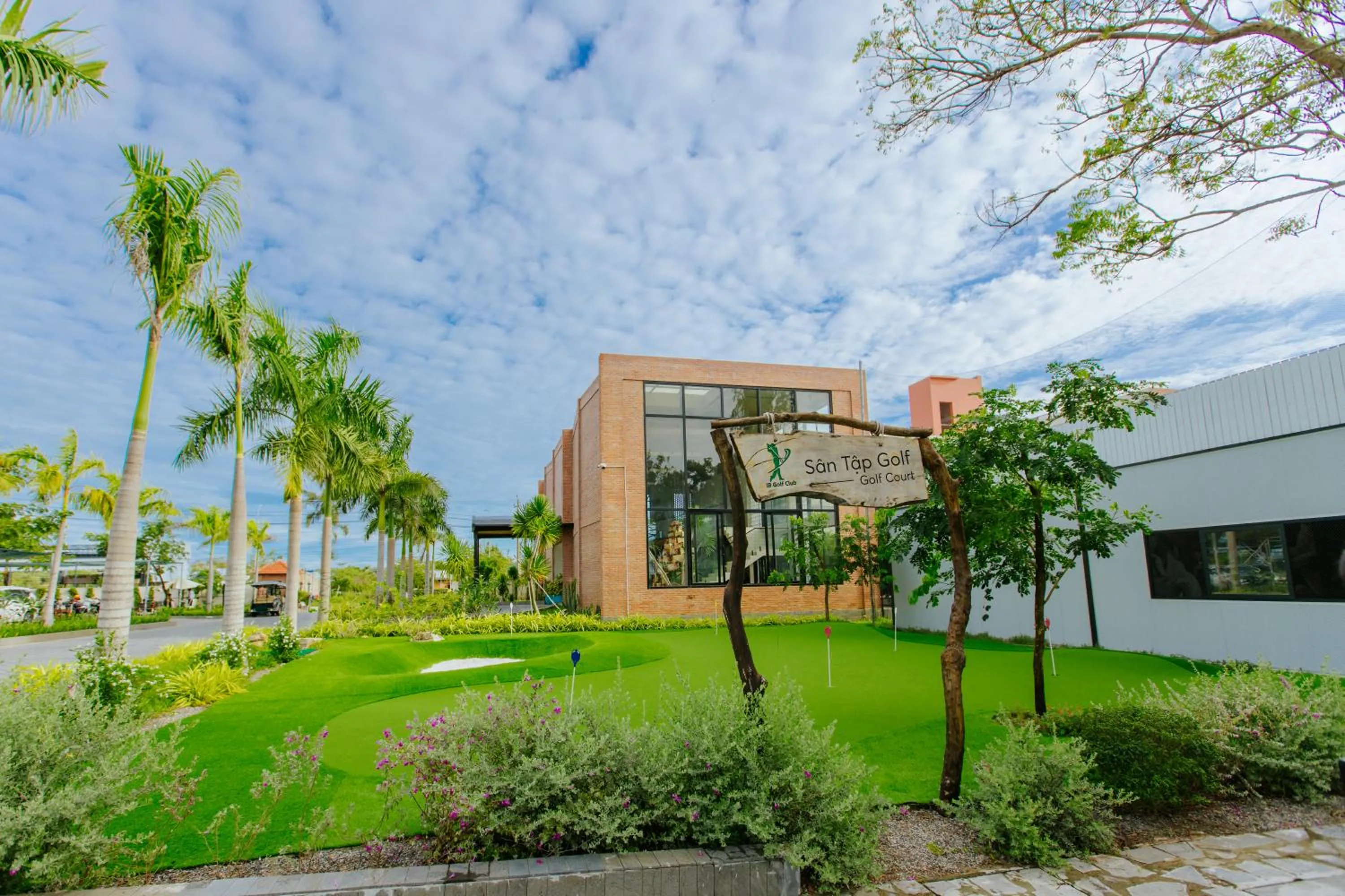 Entertainment in Perolas Villas Resort - Ke Ga Bay