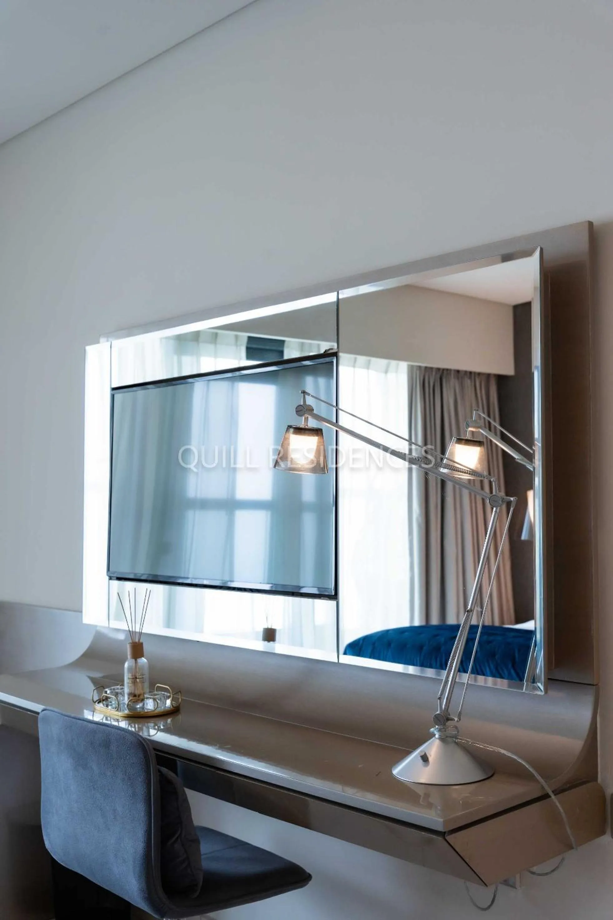 TV and multimedia in Quill Residence at Paramount Towers 3 BR Creek View