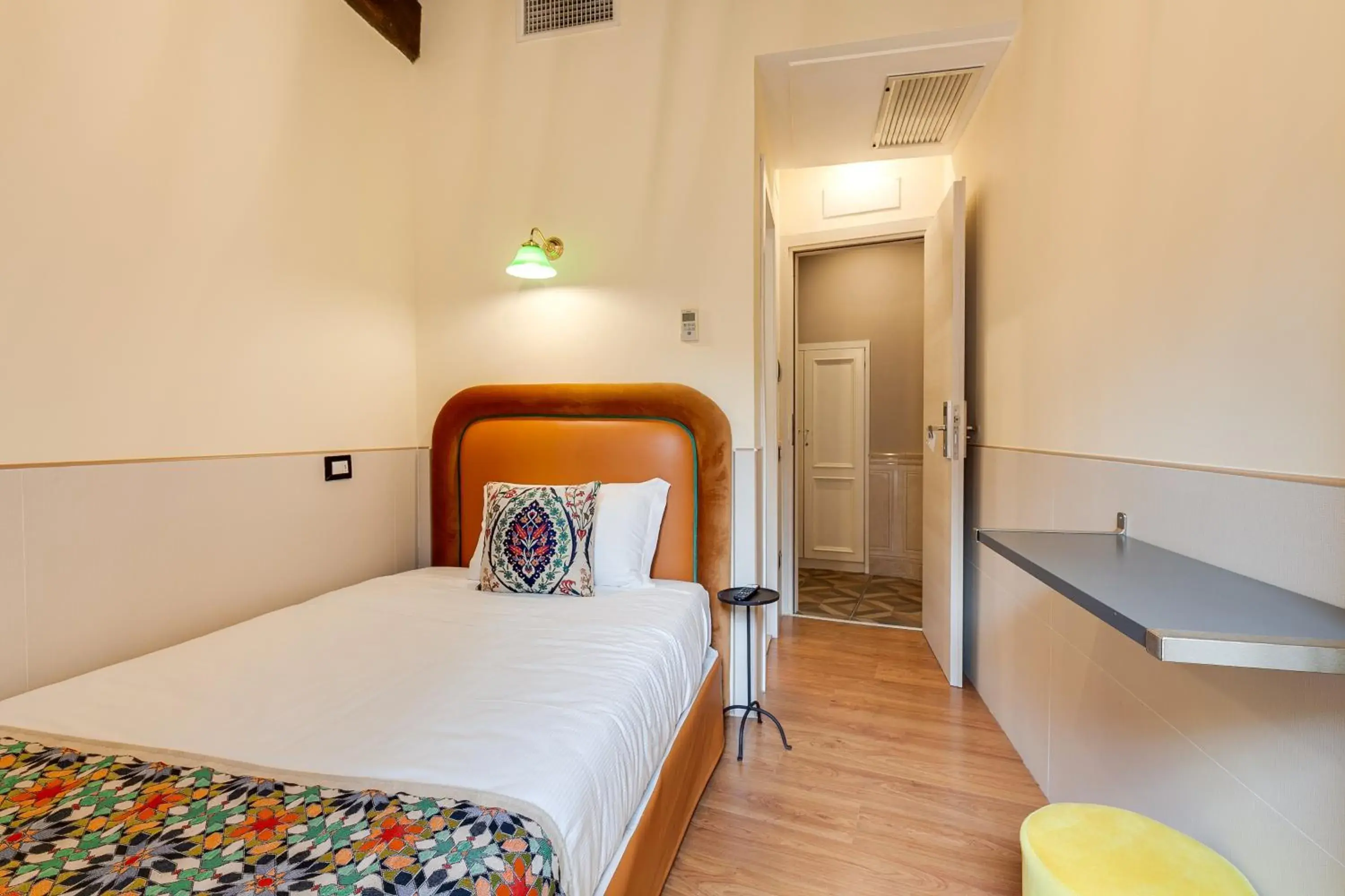 Standard Single Room in Habitat Monti Standard Single Room in Habitat Monti