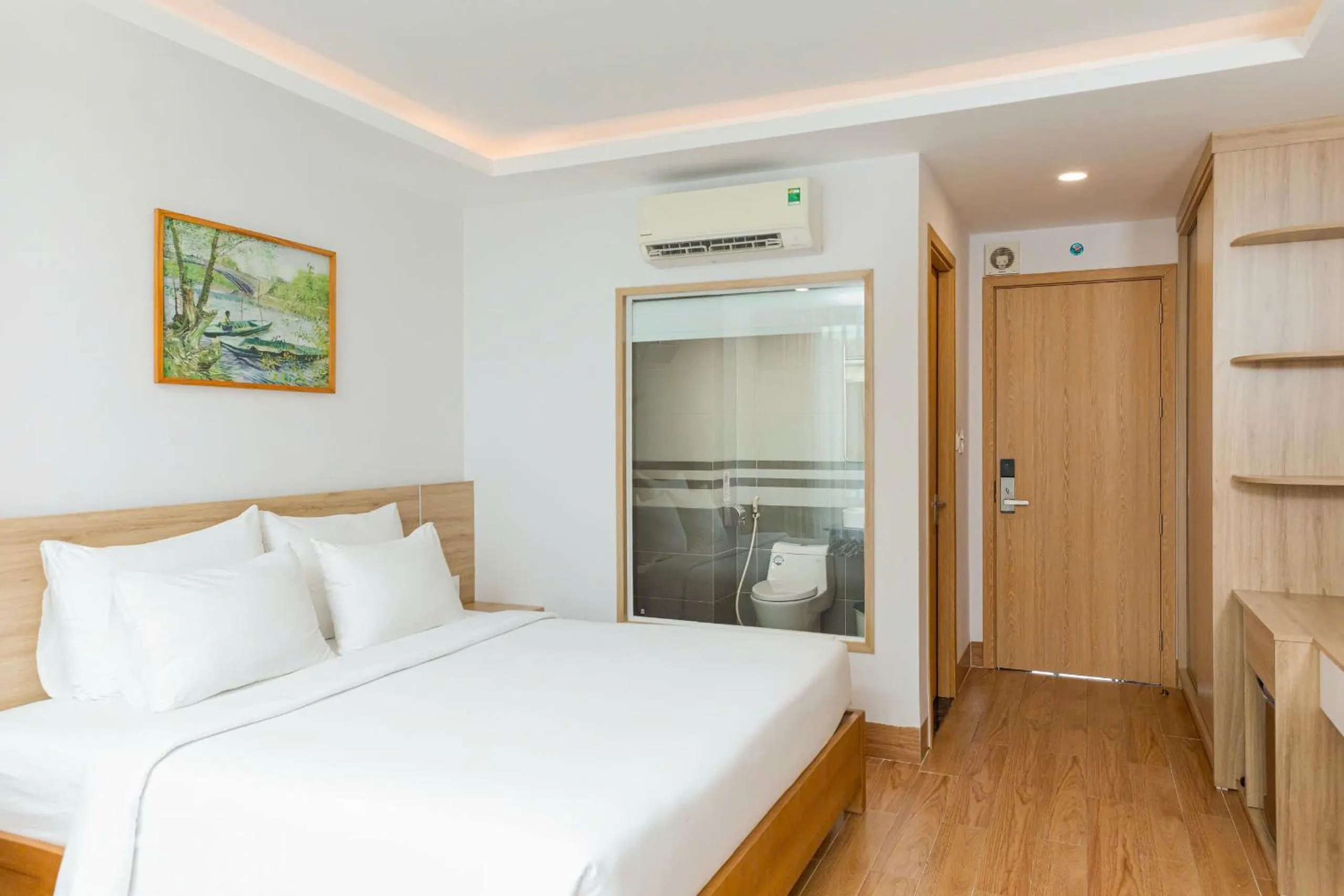 Bed in Rosetta Hotel Phu Quoc