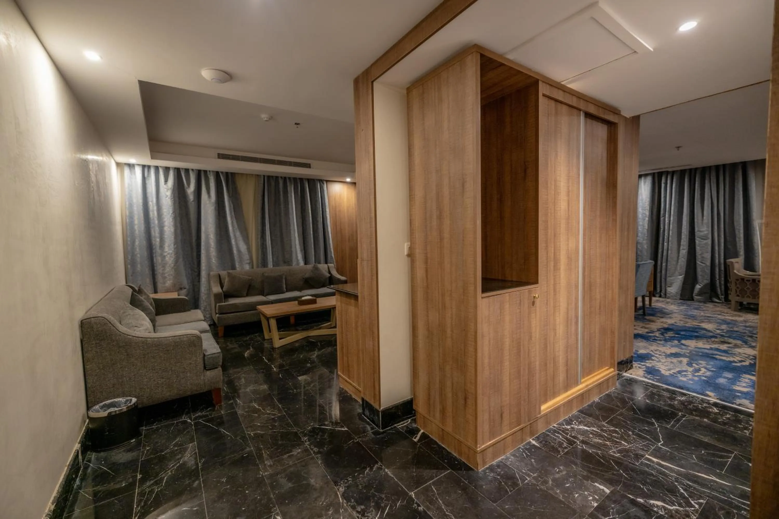 Mora Hotel By Pioneer