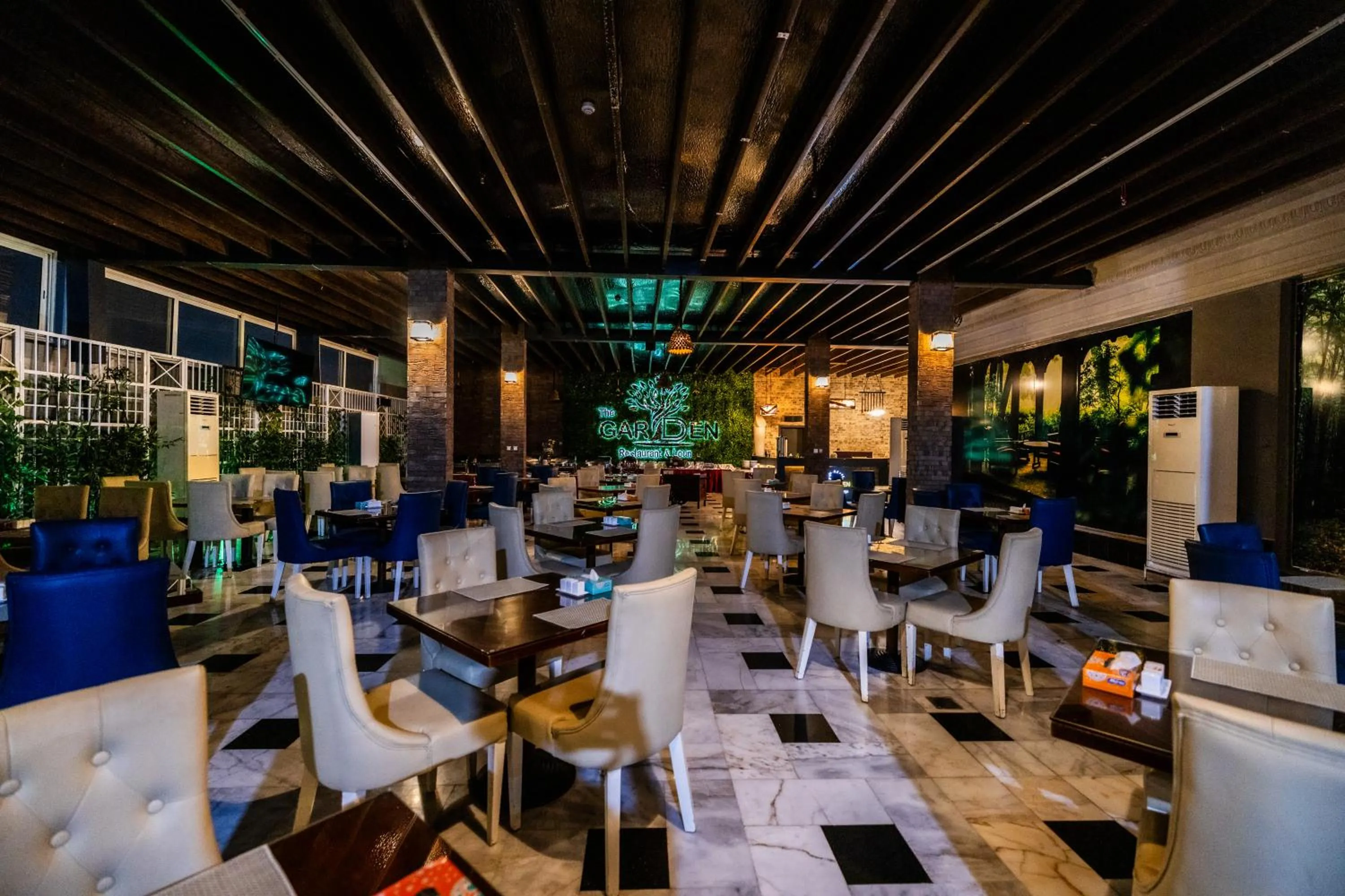 Mora Hotel By Pioneer