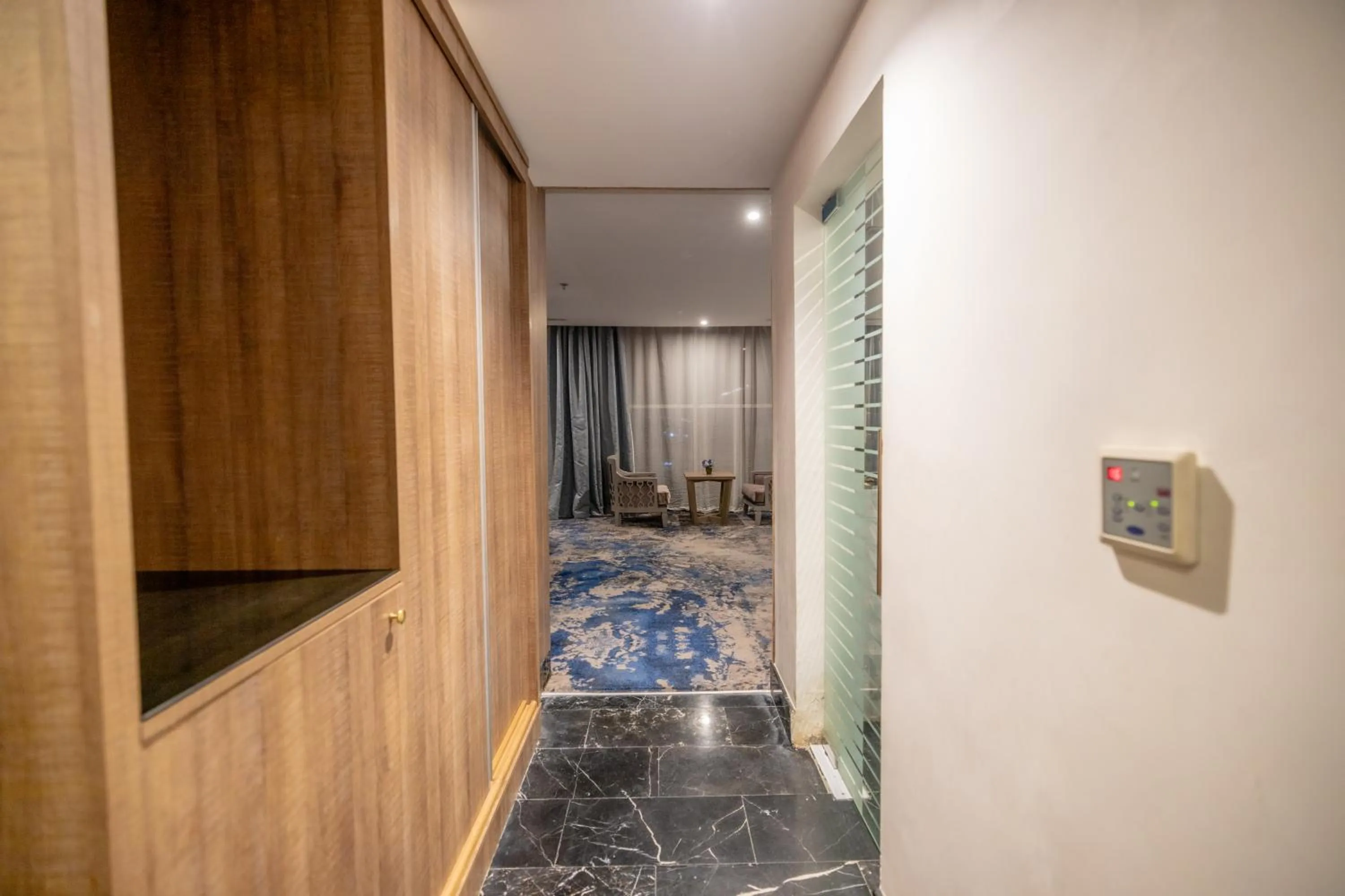 Mora Hotel By Pioneer