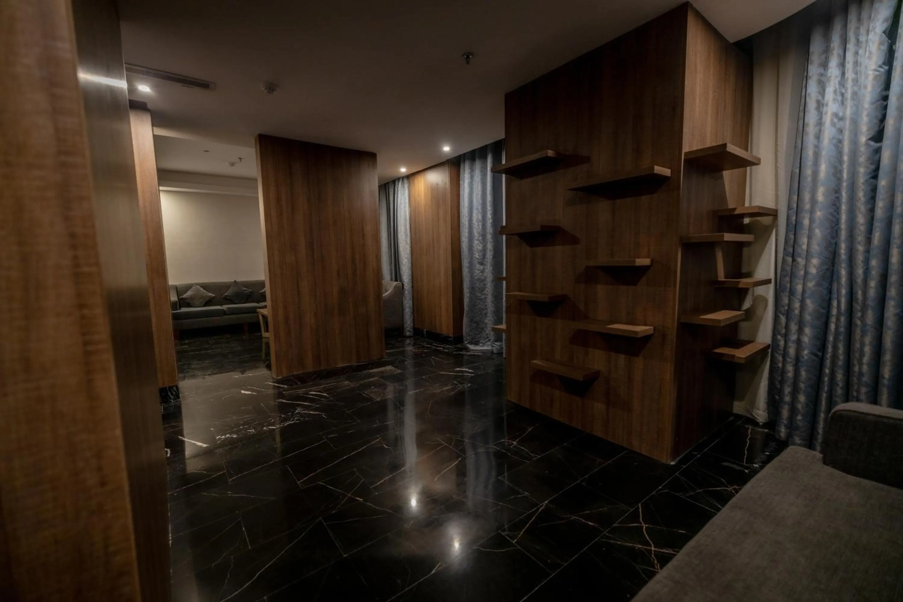 Mora Hotel By Pioneer