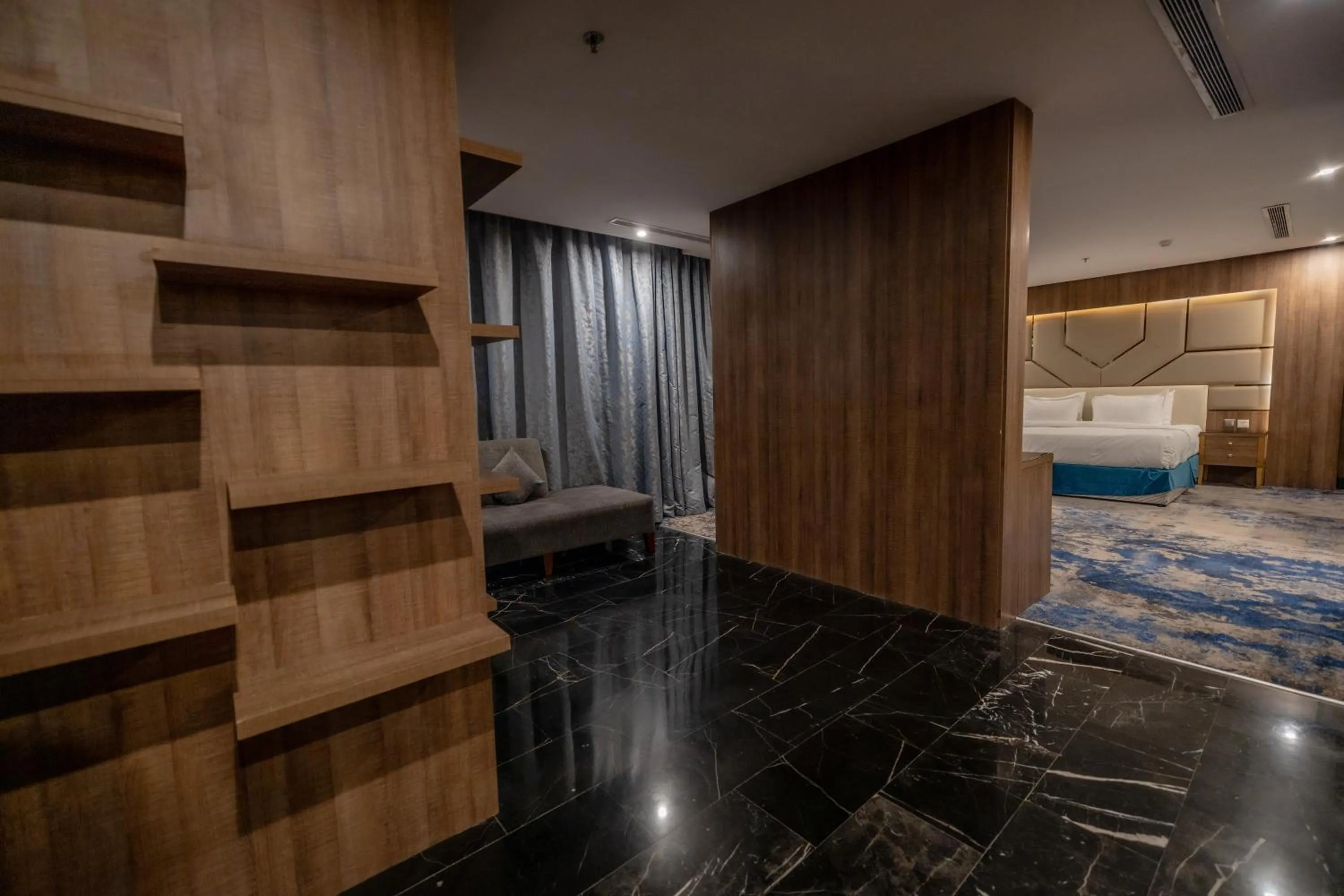 Mora Hotel By Pioneer