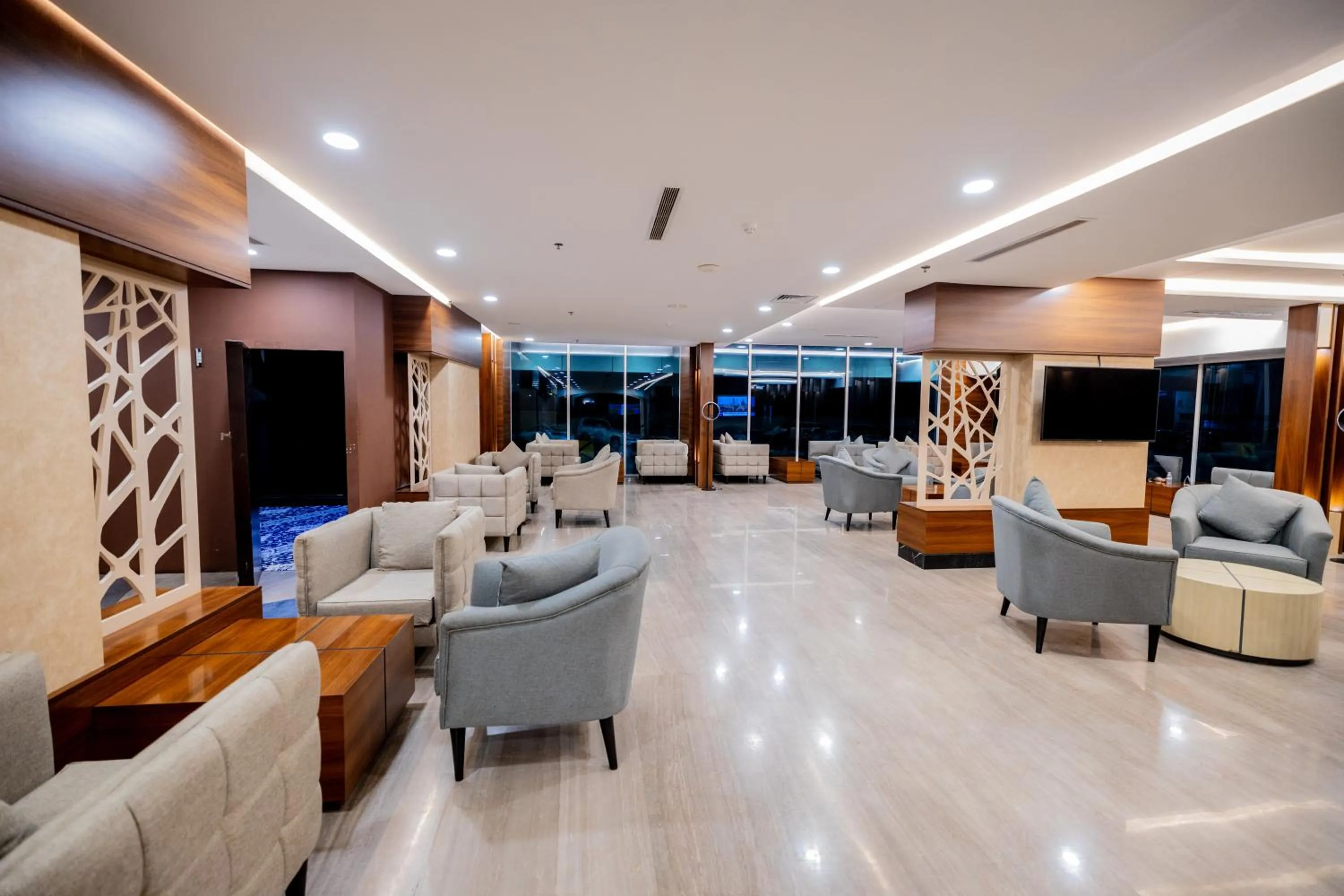 Mora Hotel By Pioneer