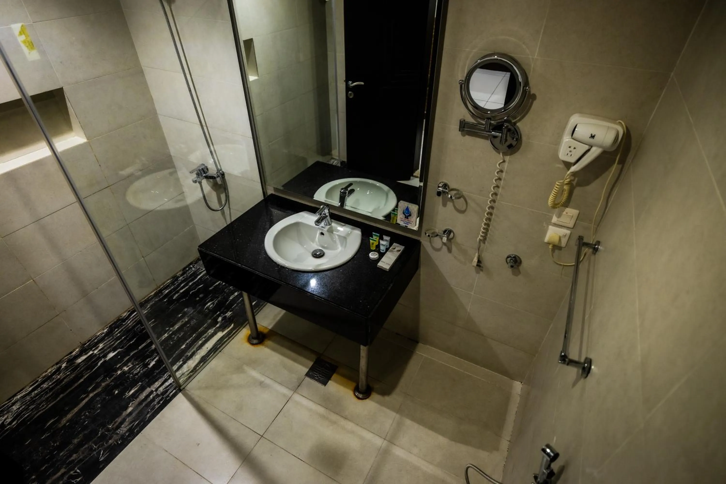 Mora Hotel By Pioneer