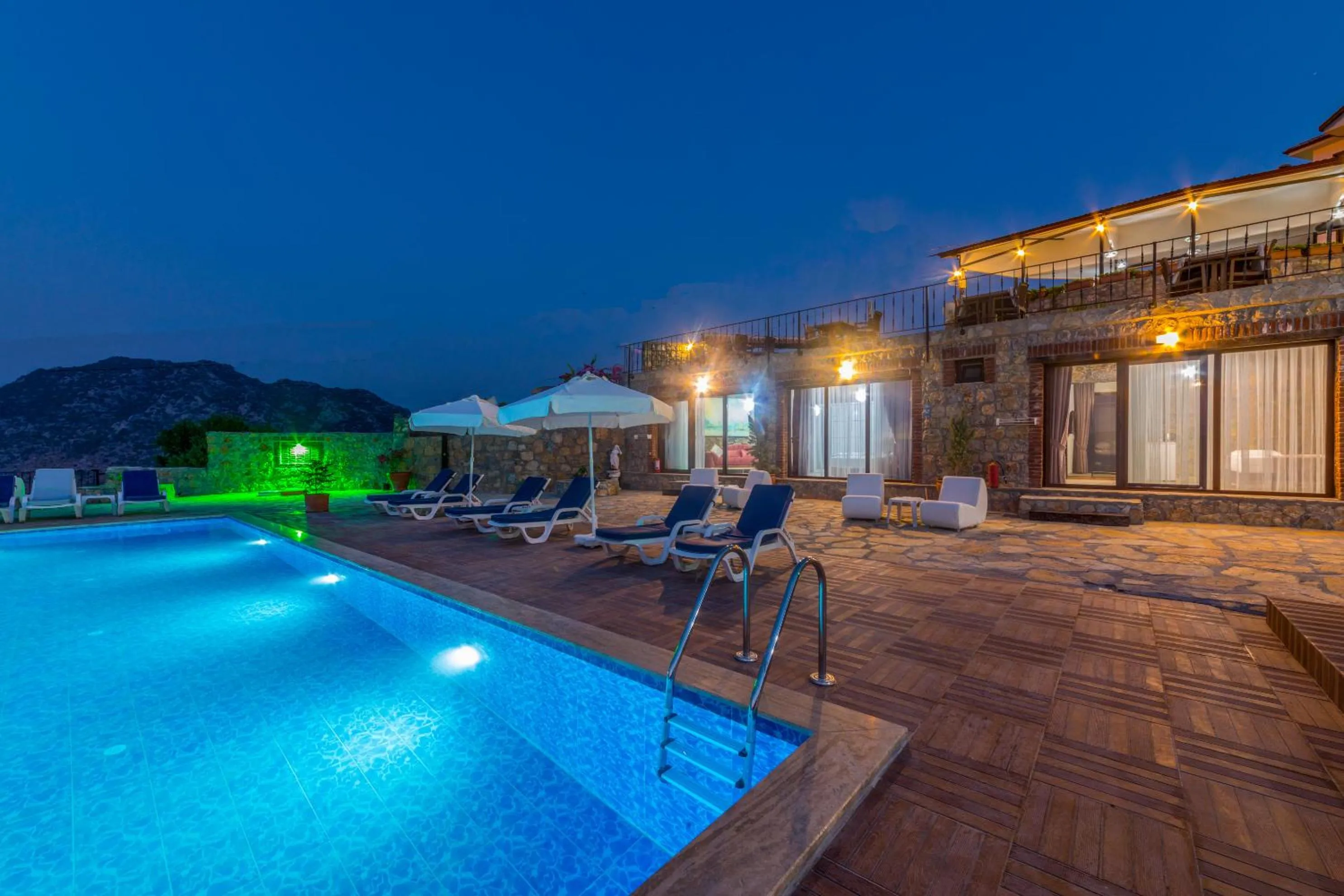 Pool view in Selimiye Lime Garden