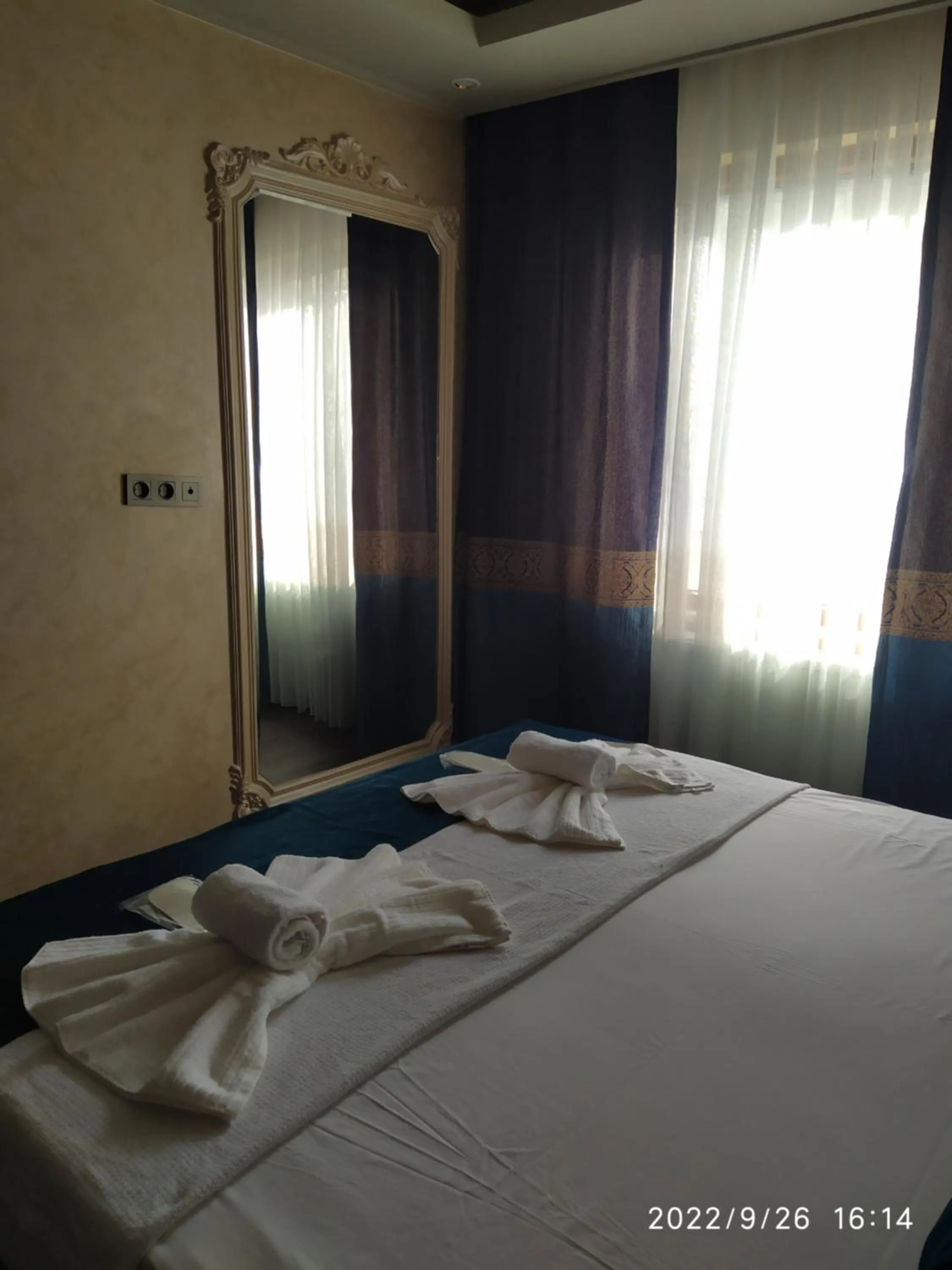 Bed in THE MOSS Hotel