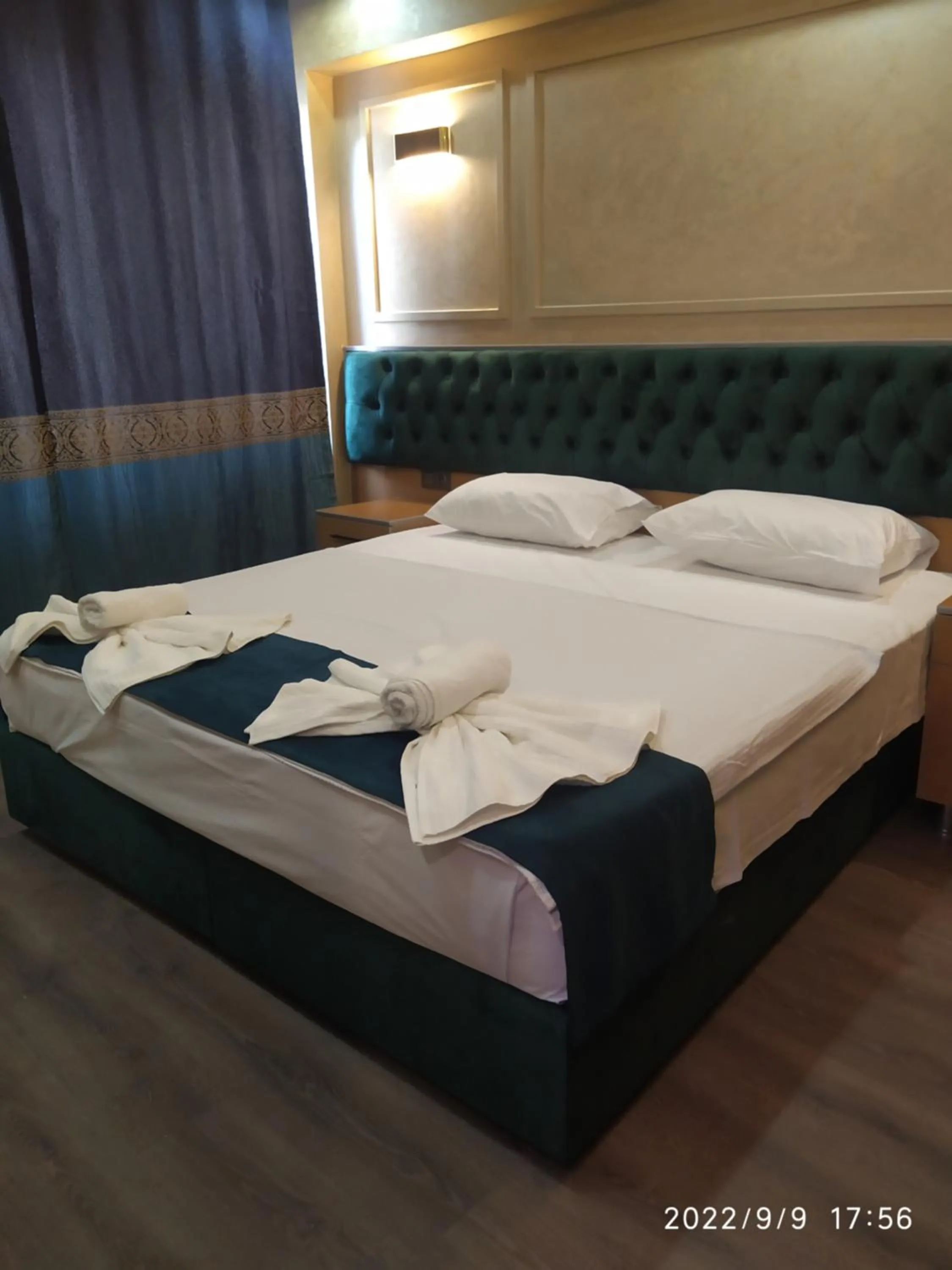 Bed in THE MOSS Hotel