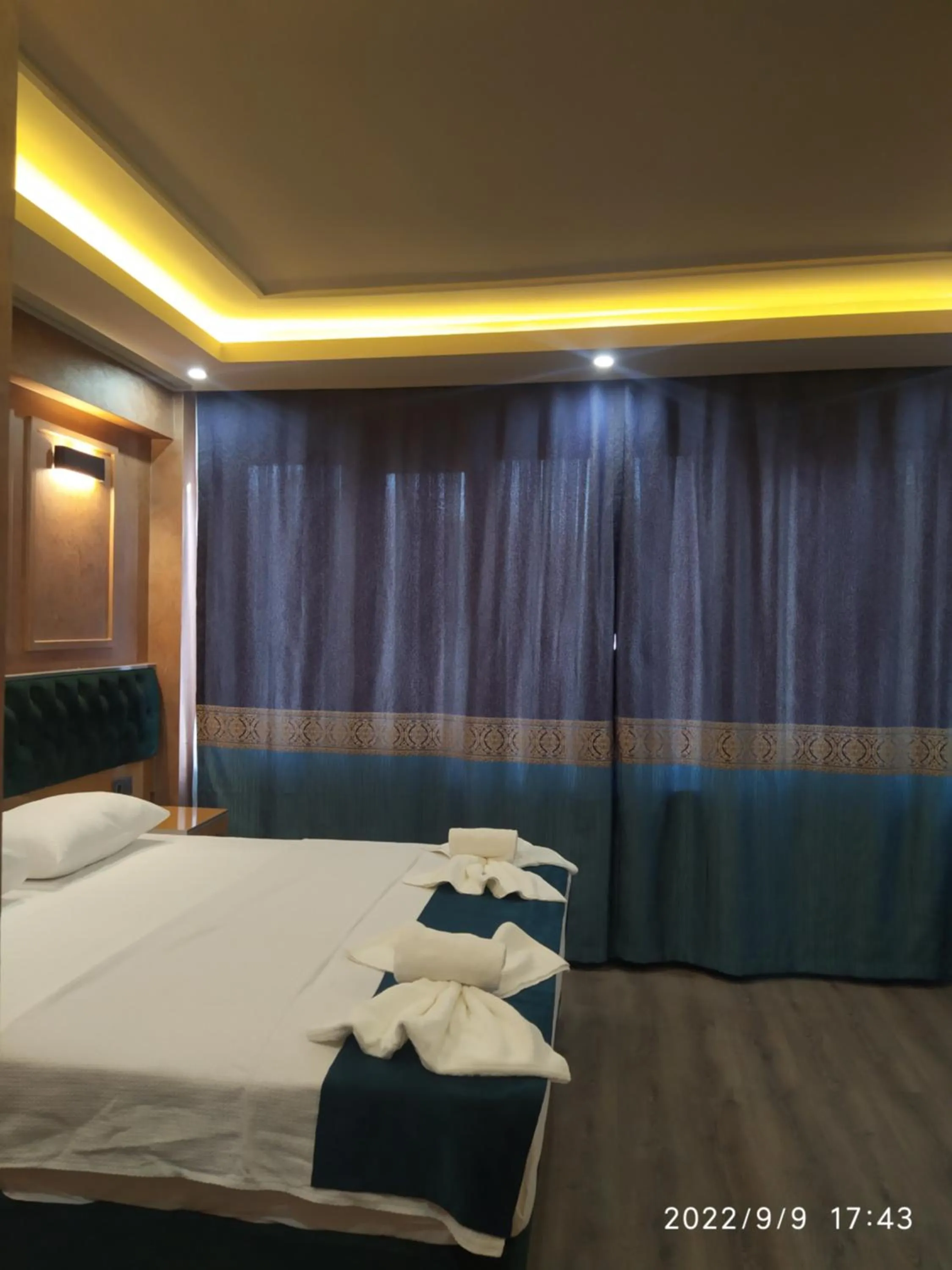 Bed in THE MOSS Hotel