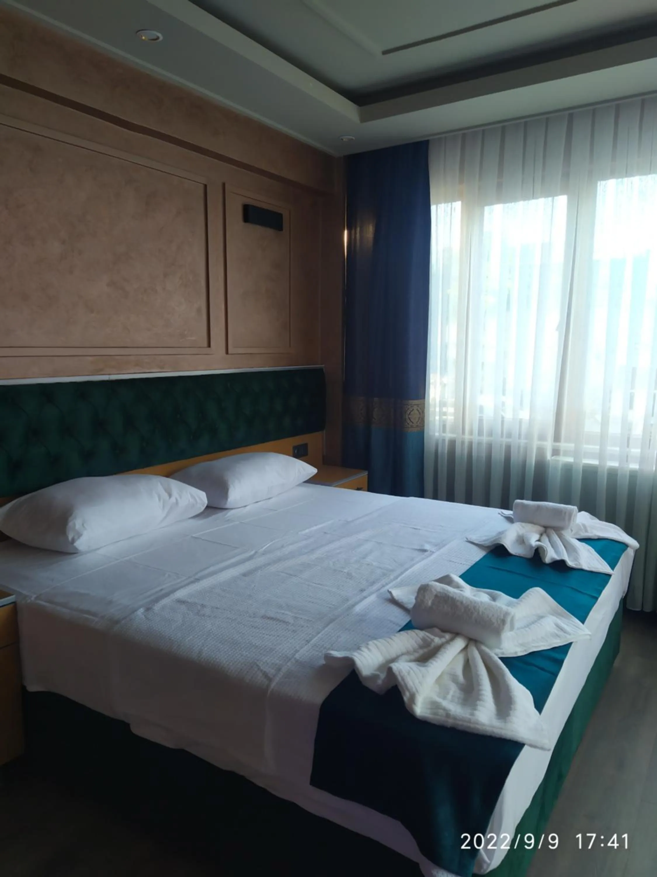 Bed in THE MOSS Hotel