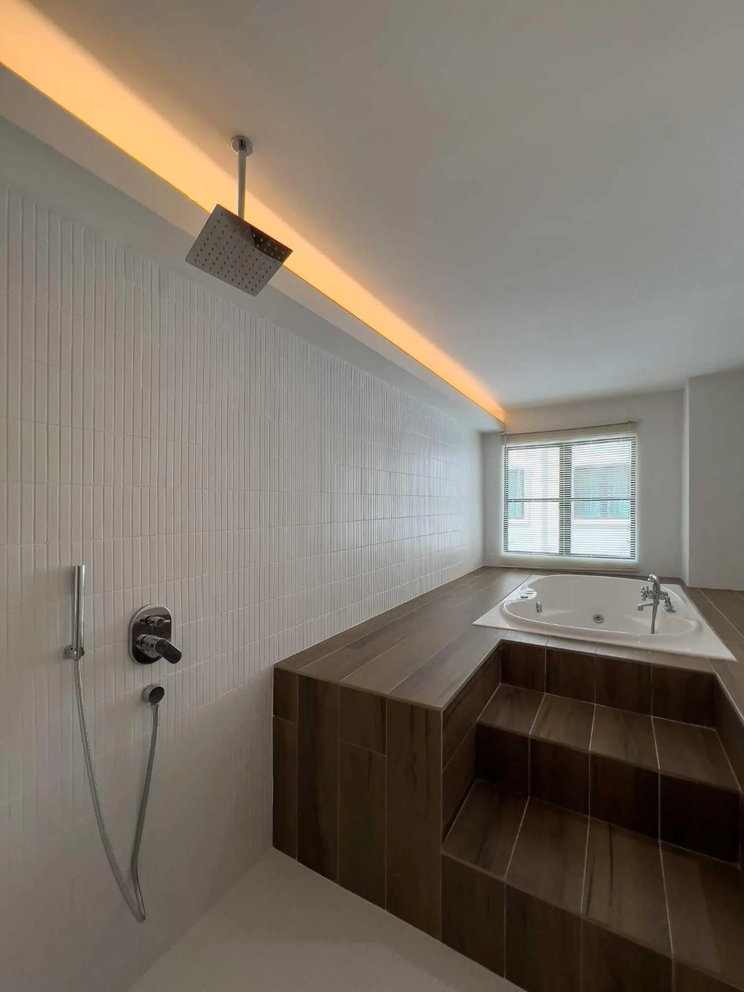 Hot Tub in Hotel Seri Costa