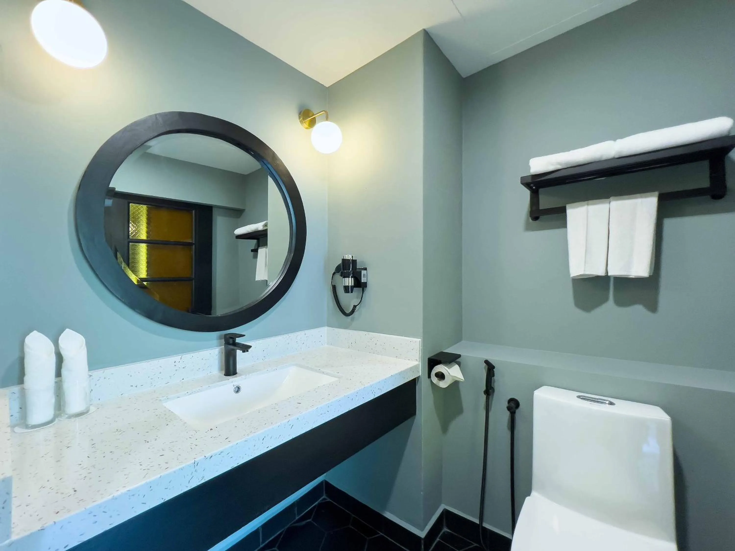 Toilet in Hotel Seri Costa