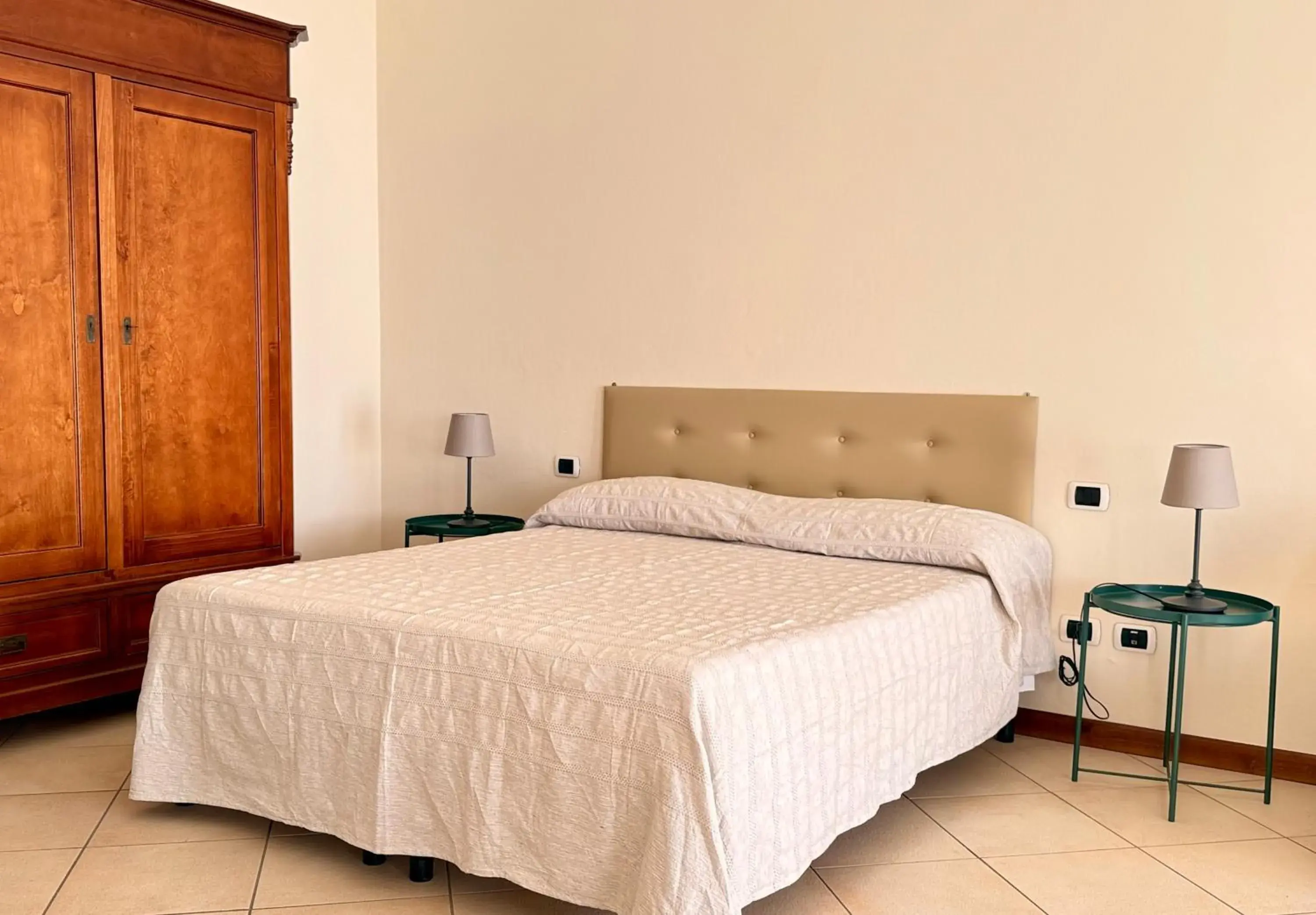 Studio Apartment - single occupancy in Residence Montefiore Studio Apartment - single occupancy in Residence Montefiore