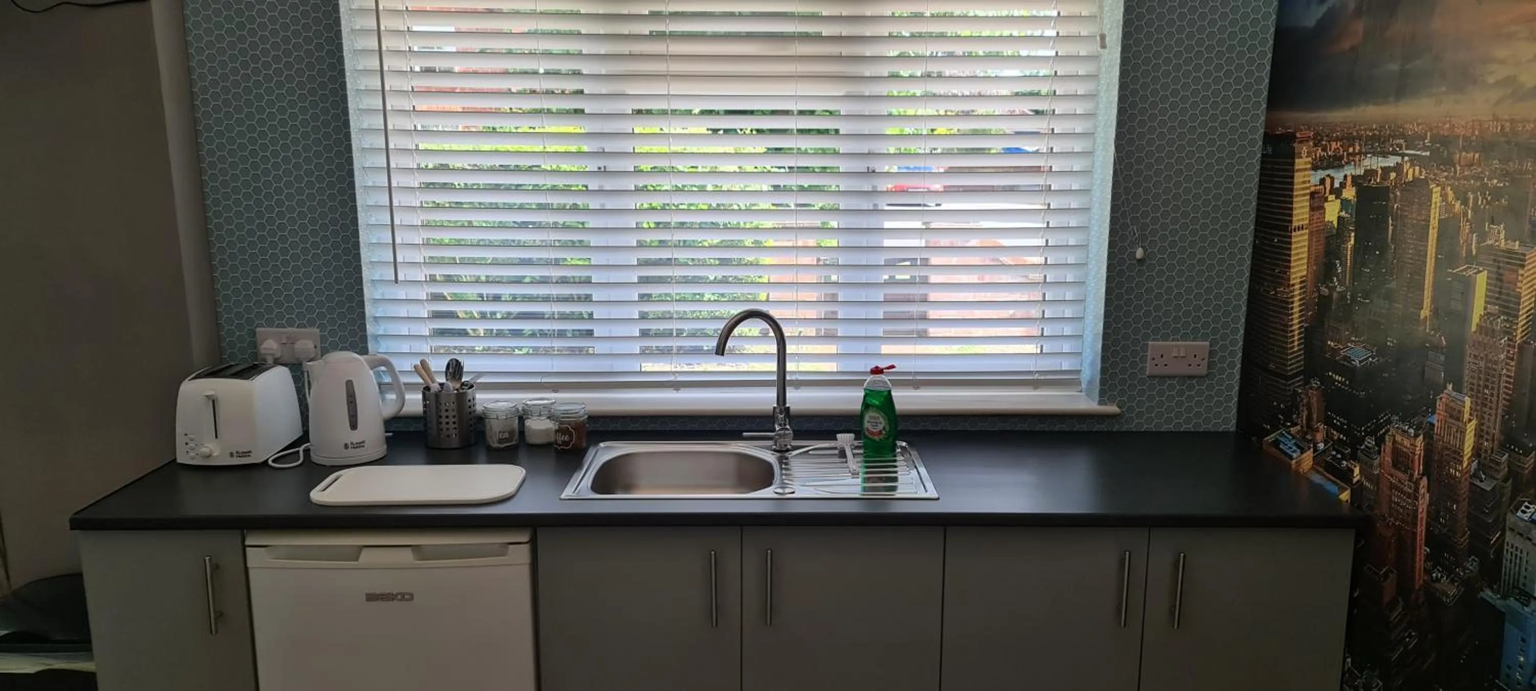 Kitchen or kitchenette in The Golf Studio Woodhall Spa