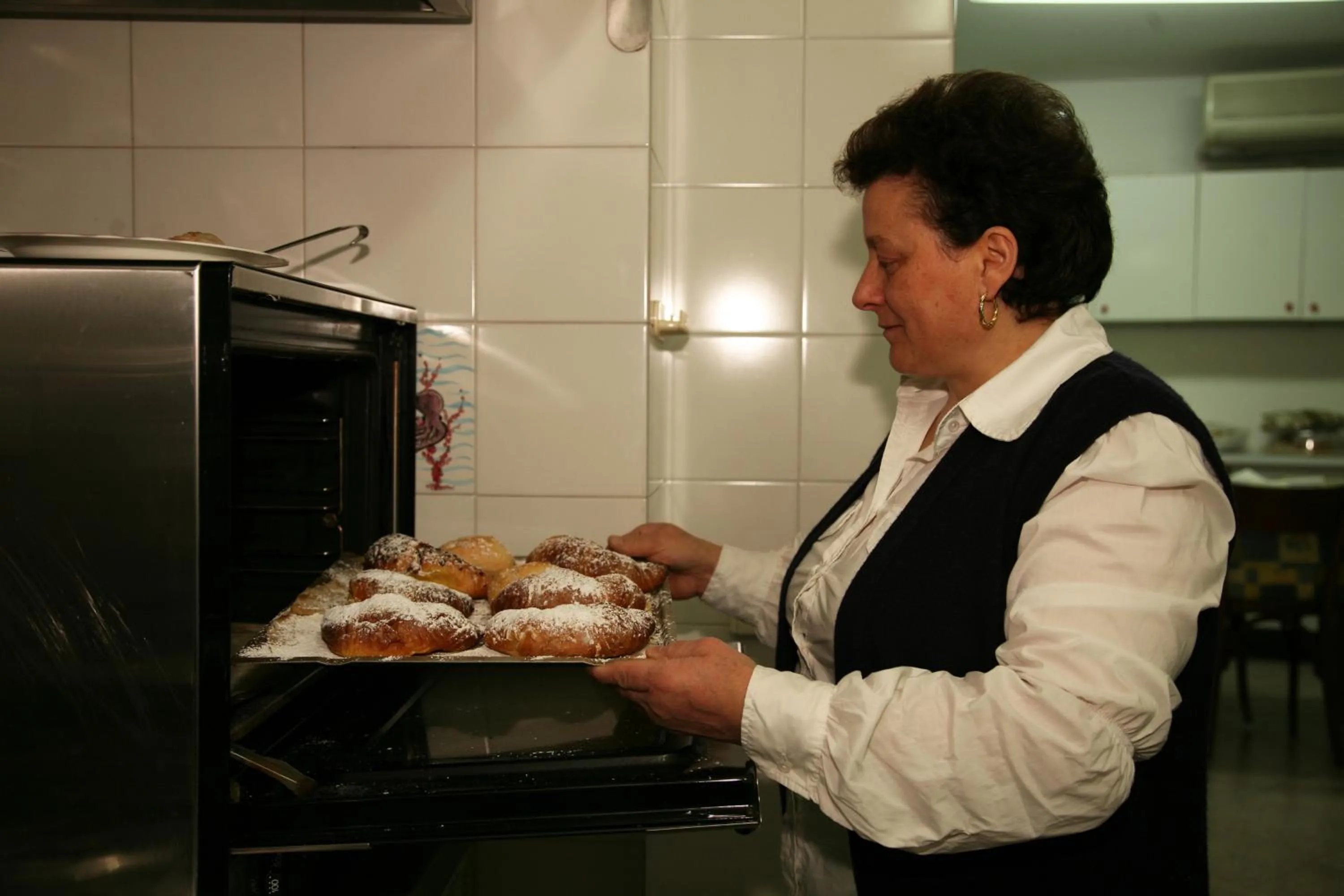 Restaurant/places to eat in Hotel Carmencita