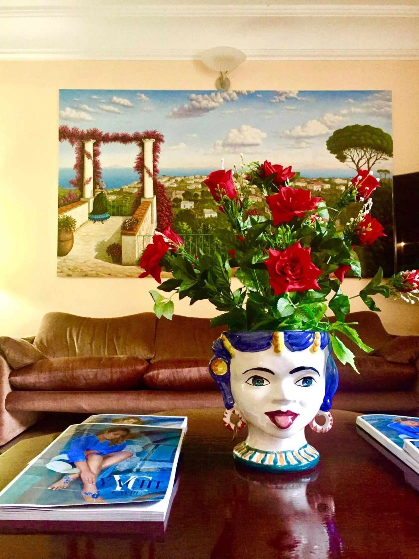 Communal lounge/ TV room in Hotel Carmencita