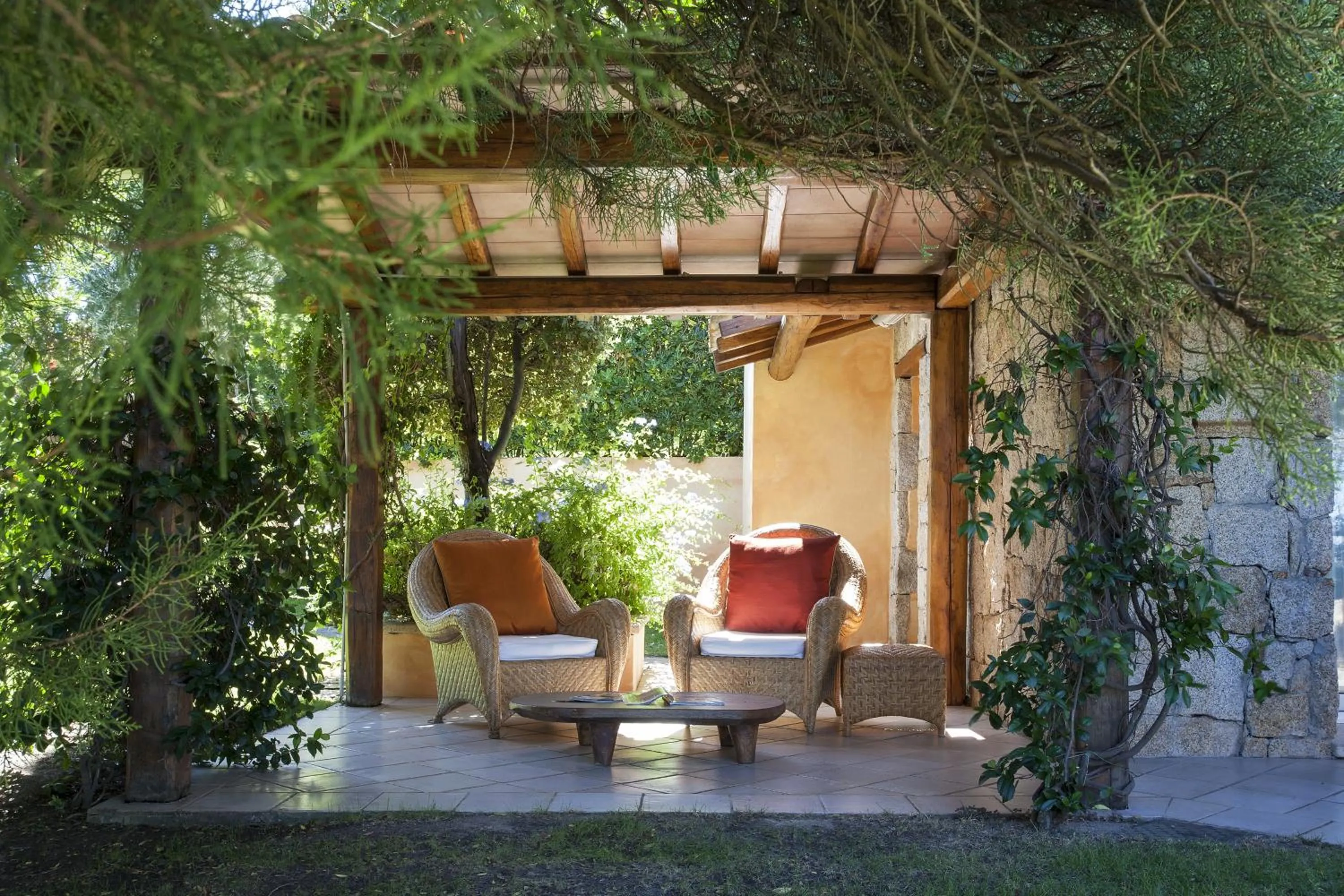 Garden in L'Ea Bianca Luxury Resort