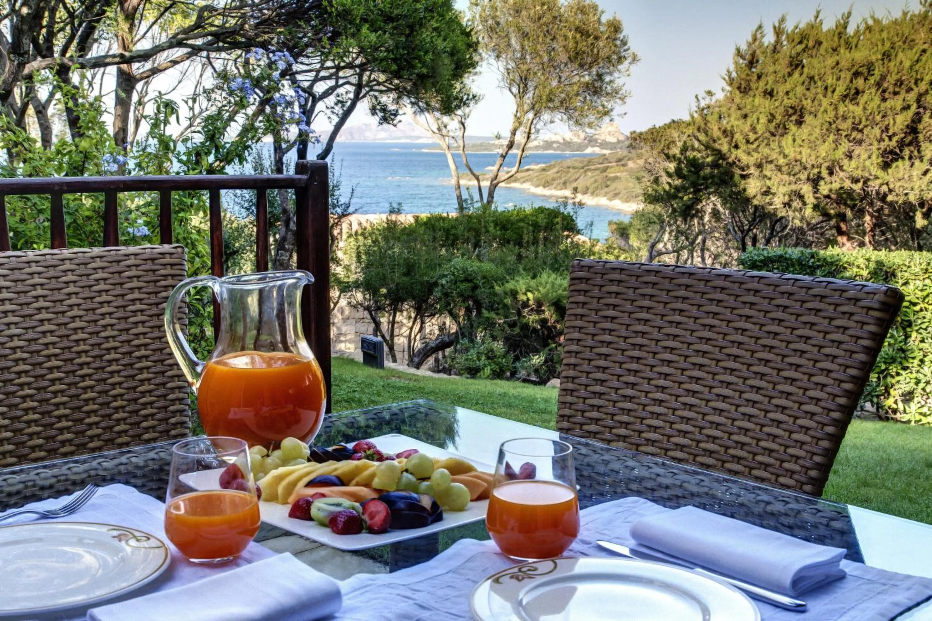 Garden view in L'Ea Bianca Luxury Resort