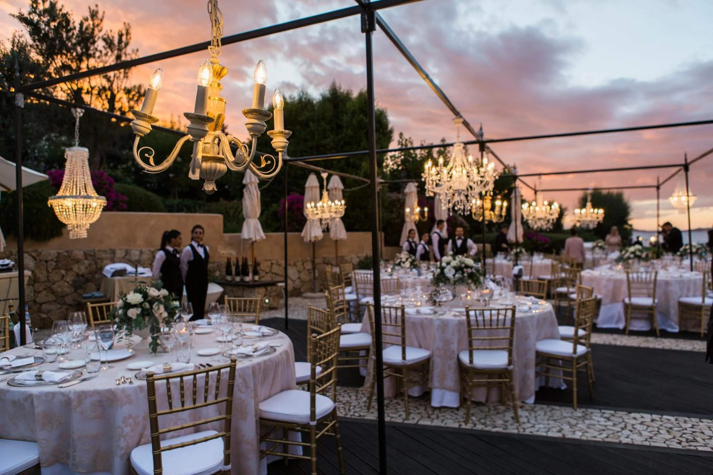 Restaurant/places to eat in L'Ea Bianca Luxury Resort