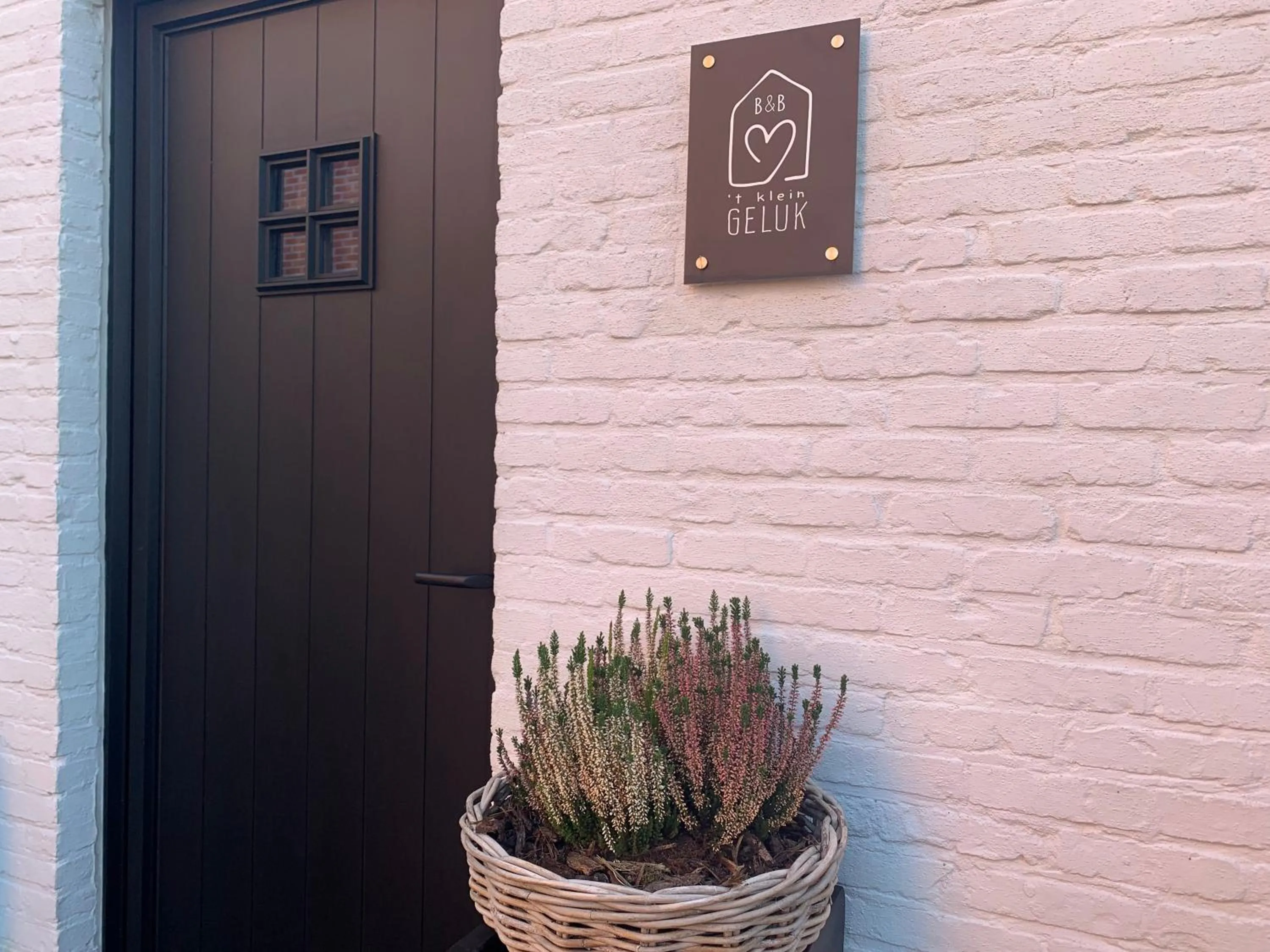 Facade/entrance in B&B 't klein GELUK