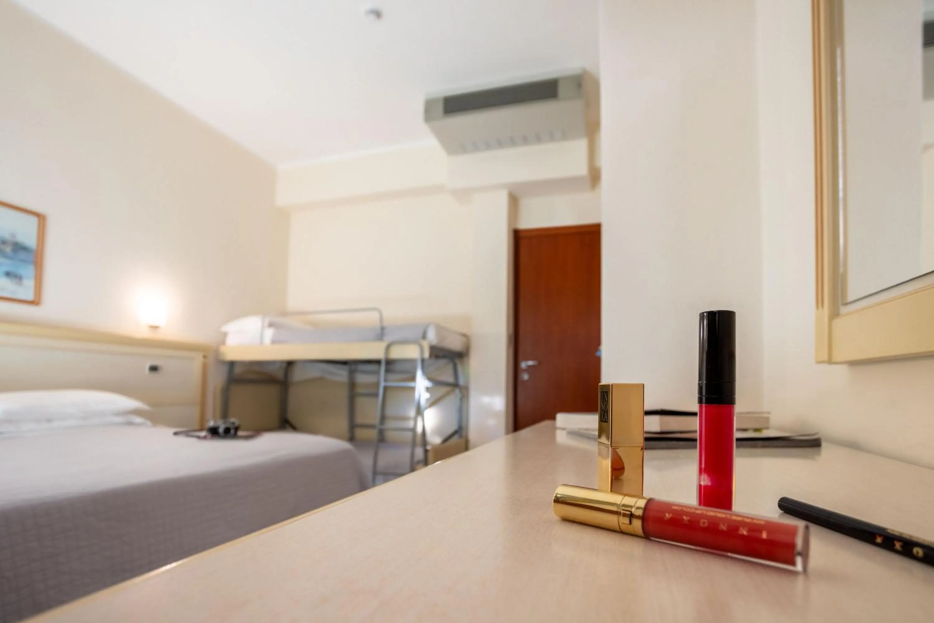 Bedroom, Bed in Hotel Zeus