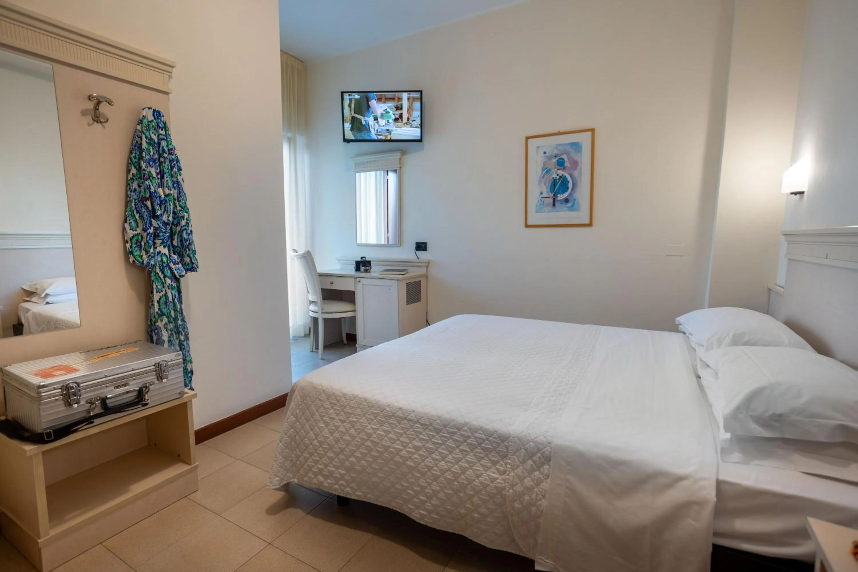 Bedroom, Bed in Hotel Zeus