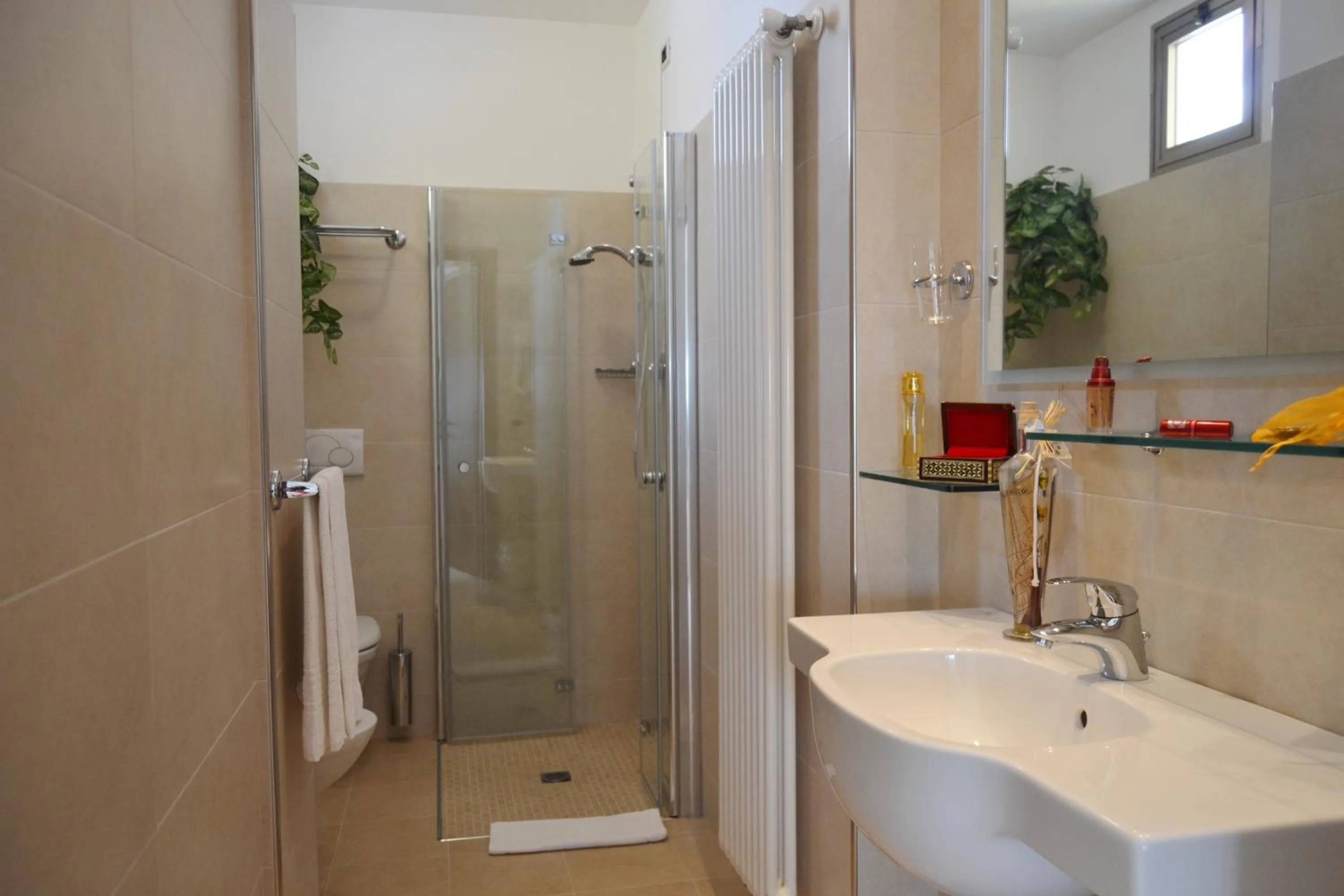 Bathroom in Hotel Zeus