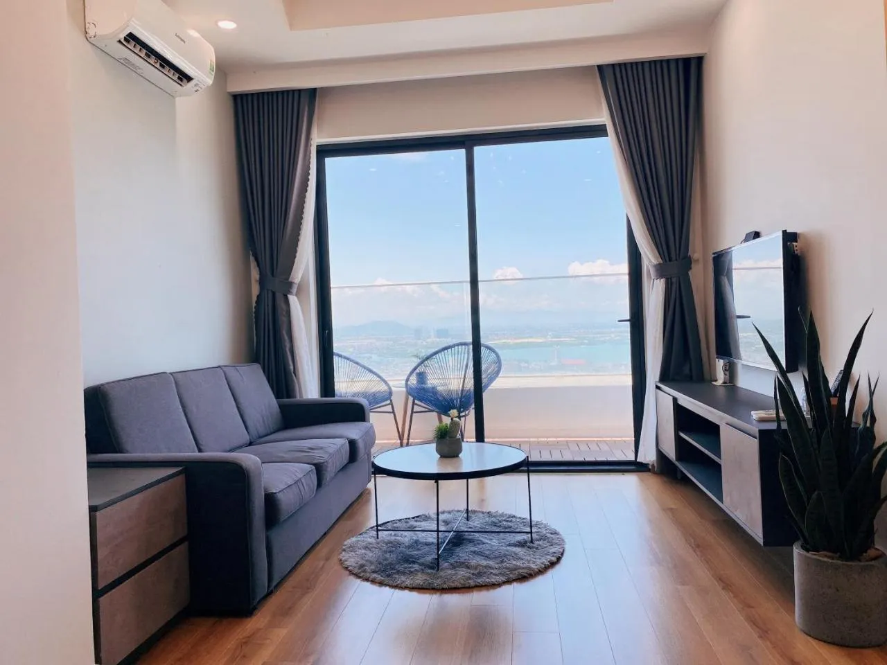 TMS Apartment View Biển Luxury Quy Nhơn