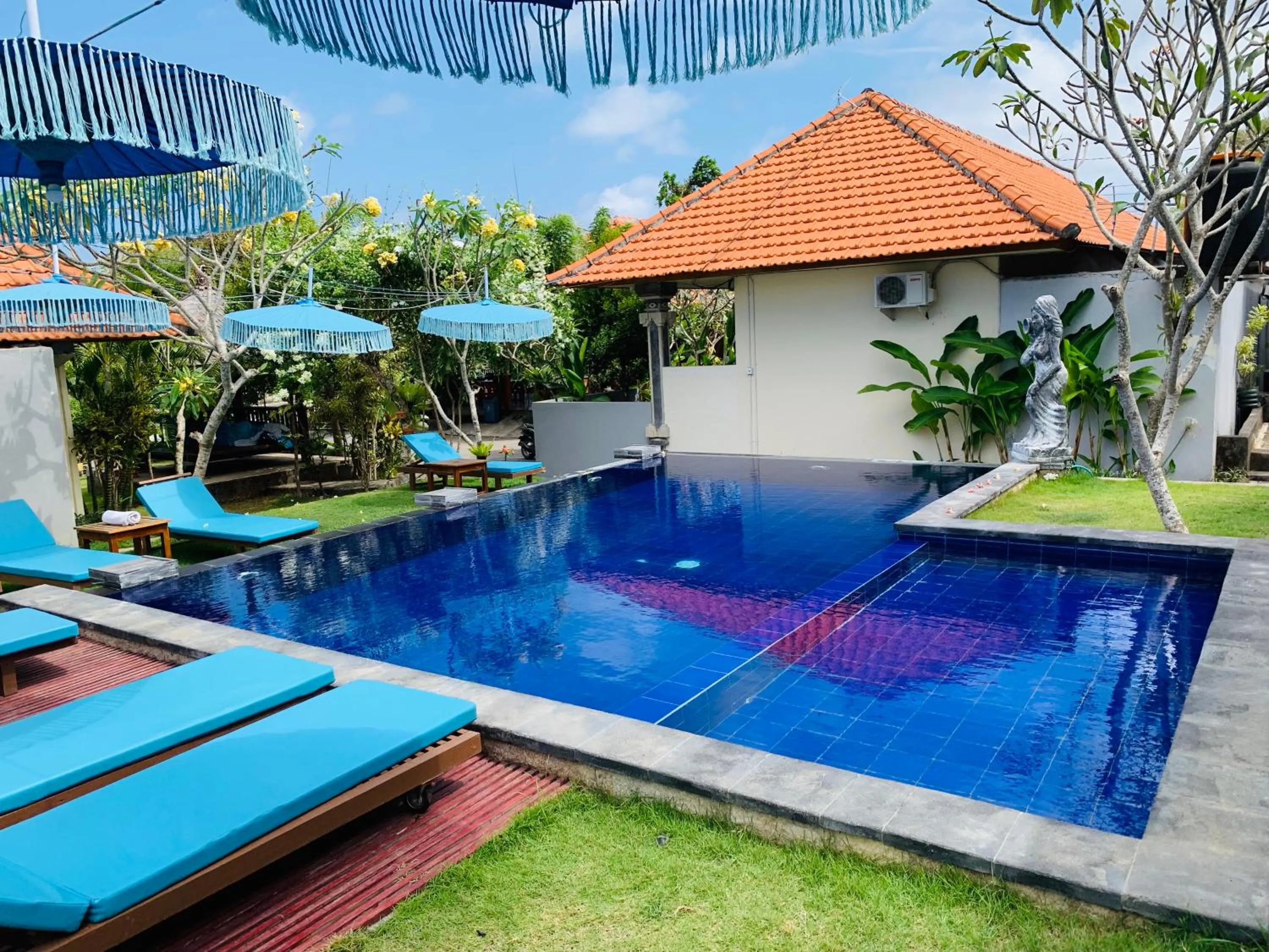 Pool view in Pandawa Beach Homestay